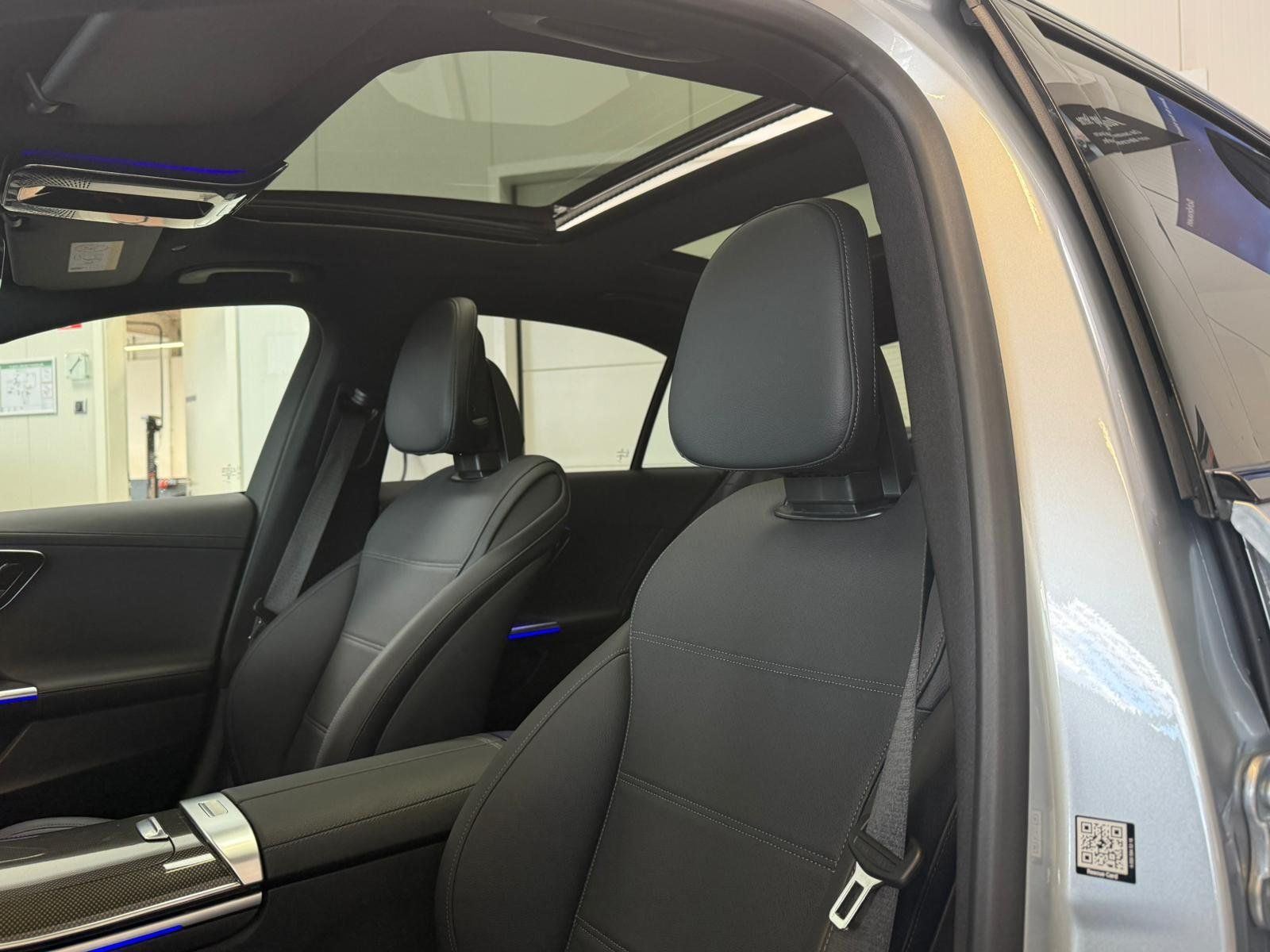 Fahrzeugabbildung Mercedes-Benz C 300 e AMG DISTR+MASSAGE+BURM+FAP+HUD+PANO+360