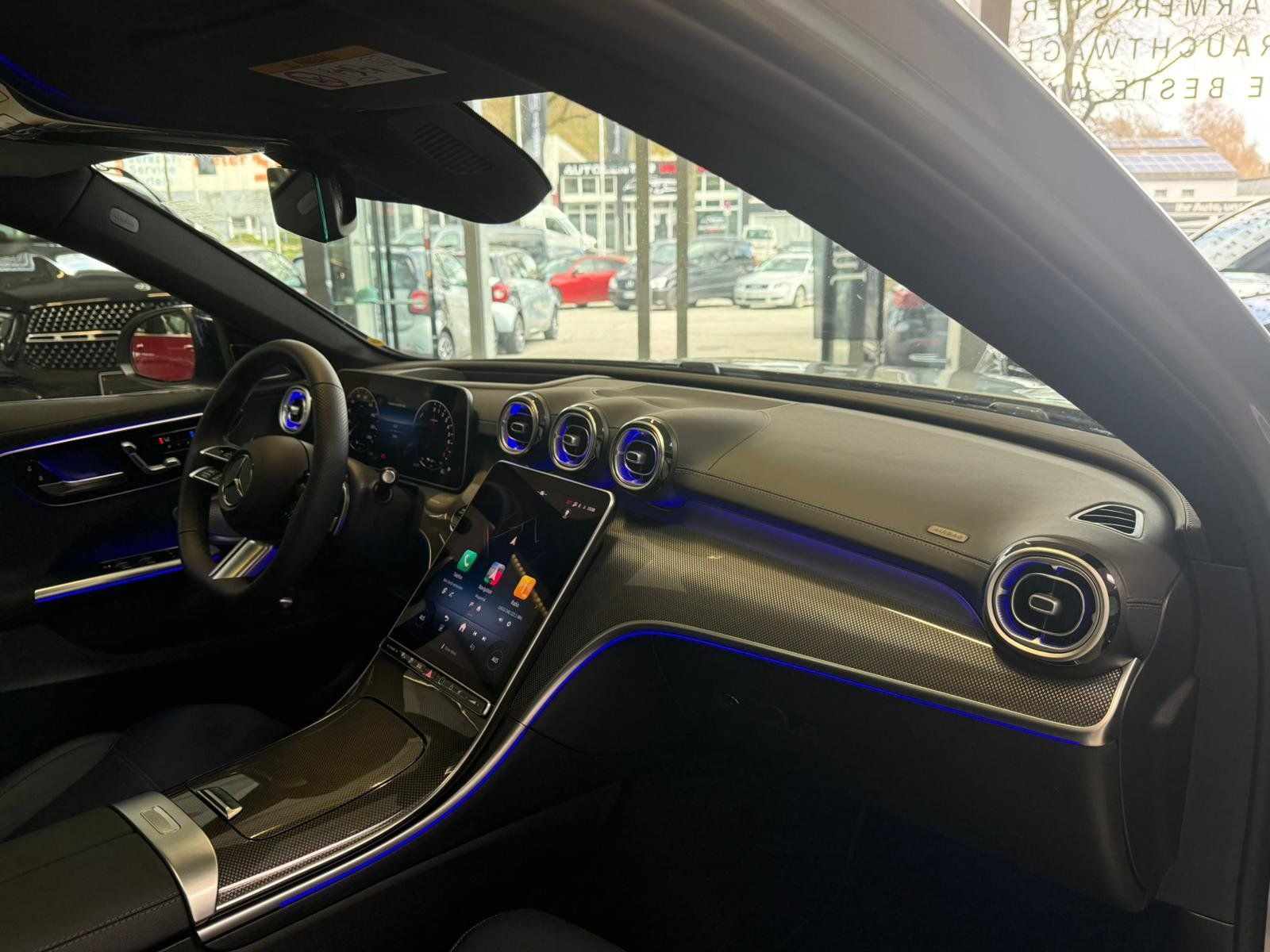 Fahrzeugabbildung Mercedes-Benz C 300 e AMG DISTR+MASSAGE+BURM+FAP+HUD+PANO+360