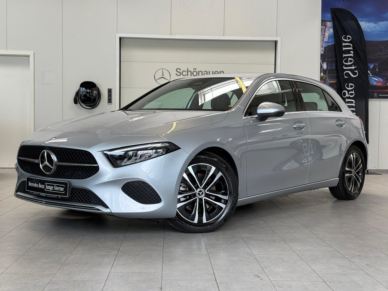 Fahrzeugabbildung Mercedes-Benz A 180d Progressive KAMERA+CARPLAY+LED+DAB+THERM