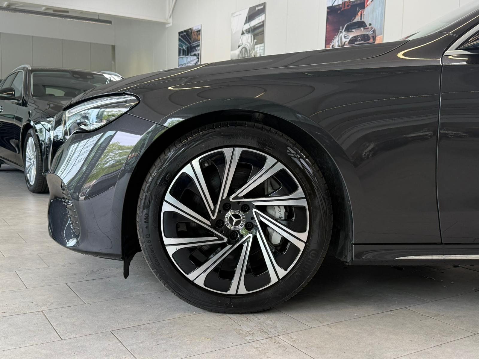 Fahrzeugabbildung Mercedes-Benz E 300 de 4M T EXCLUSIVE Prem. Beige+Burmes4D+AHK