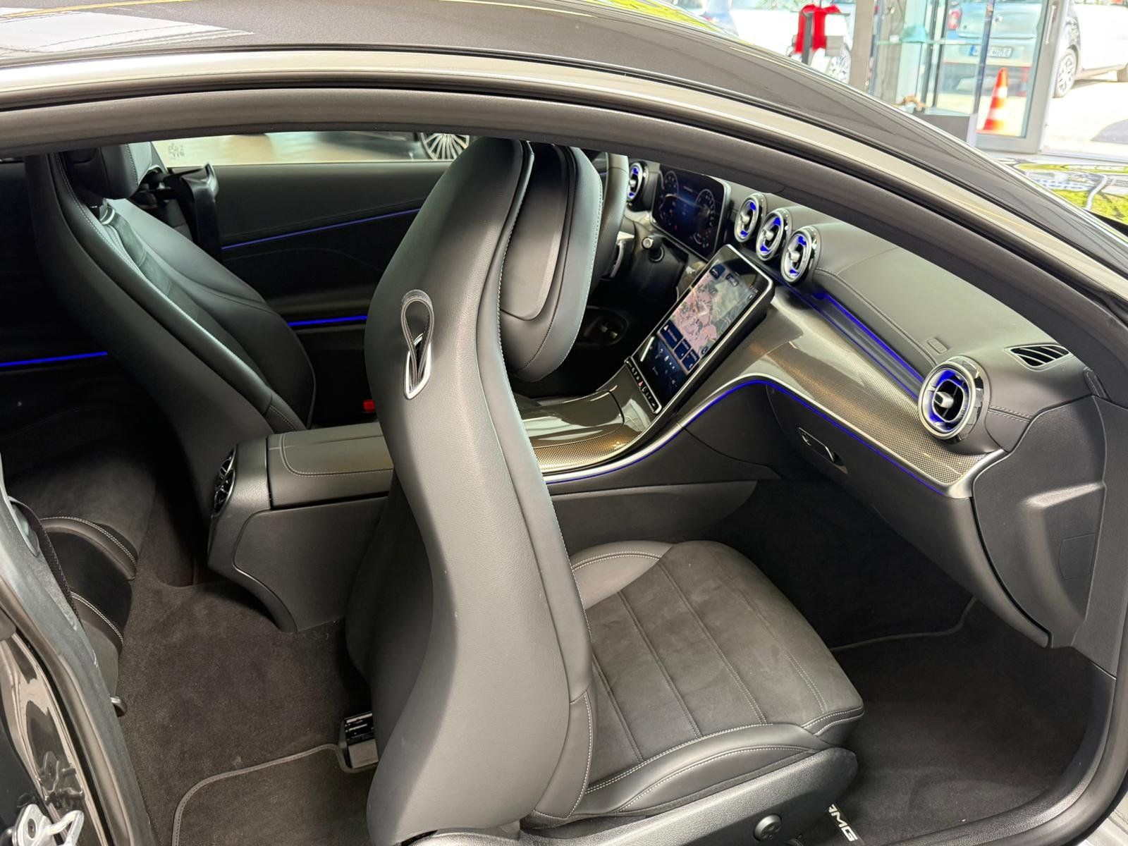 Fahrzeugabbildung Mercedes-Benz CLE 300 e Coupé AMG Premium+FAP+AHK+PANO+360°