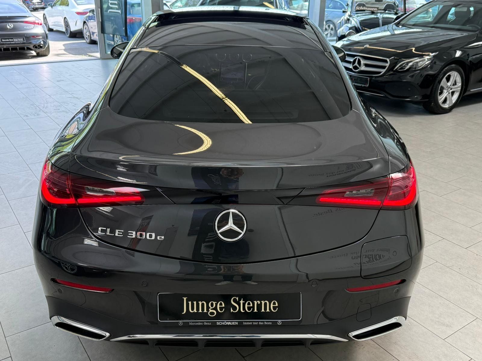 Fahrzeugabbildung Mercedes-Benz CLE 300 e Coupé AMG Premium+FAP+AHK+PANO+360°