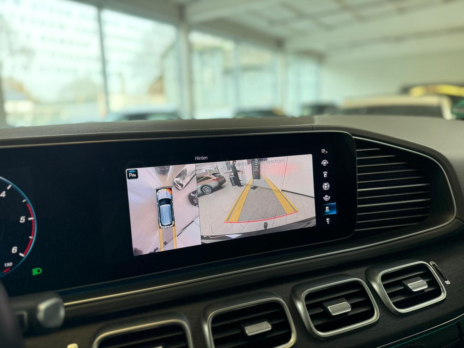 Fahrzeugabbildung Mercedes-Benz GLE 400 d 4M AMG AIRMATIC+AHK+FAP+PANO+MBEAM+7SI