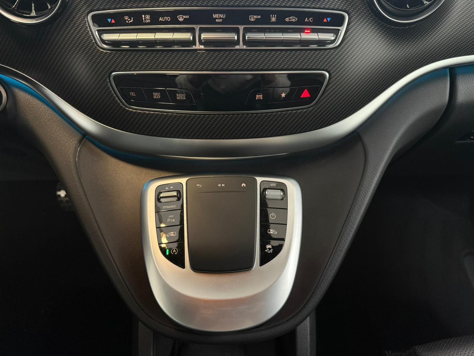 Fahrzeugabbildung Mercedes-Benz V 300 d 4M AMG PANO+STDHZ+MEMORY+SITZKLIM+BURMES