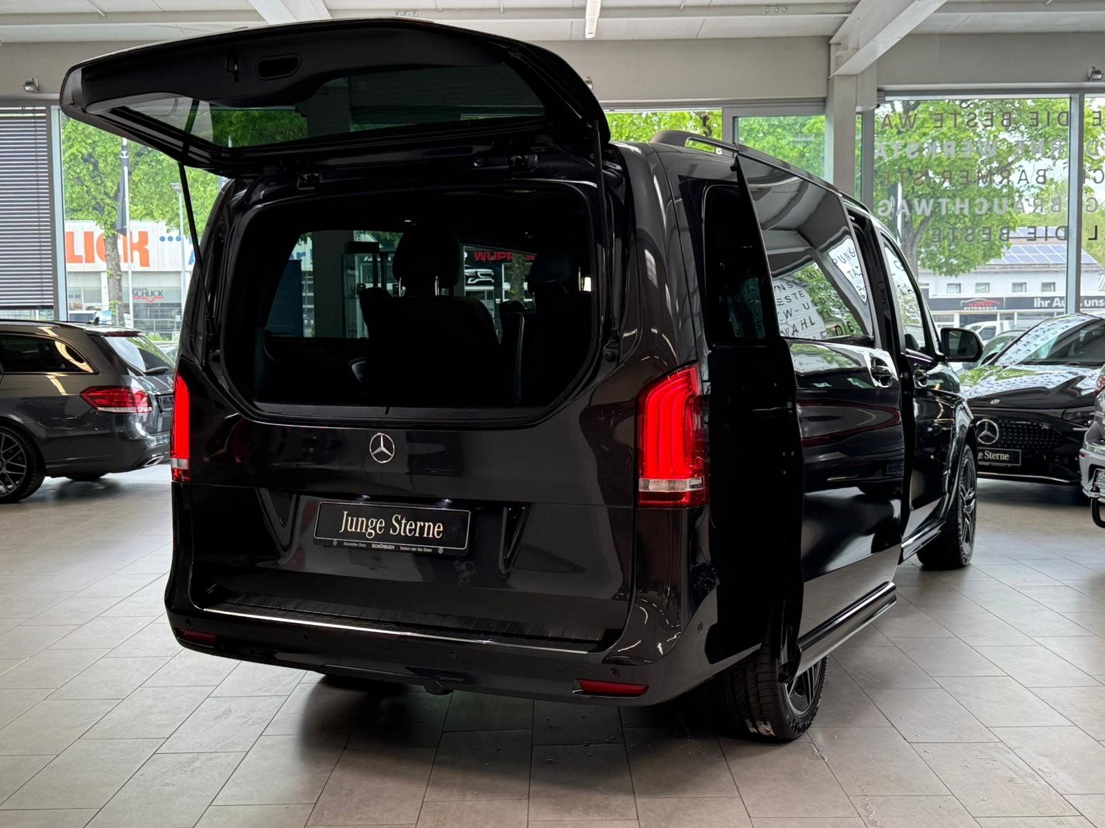 Fahrzeugabbildung Mercedes-Benz V 300 d 4M AMG PANO+STDHZ+MEMORY+SITZKLIM+BURMES