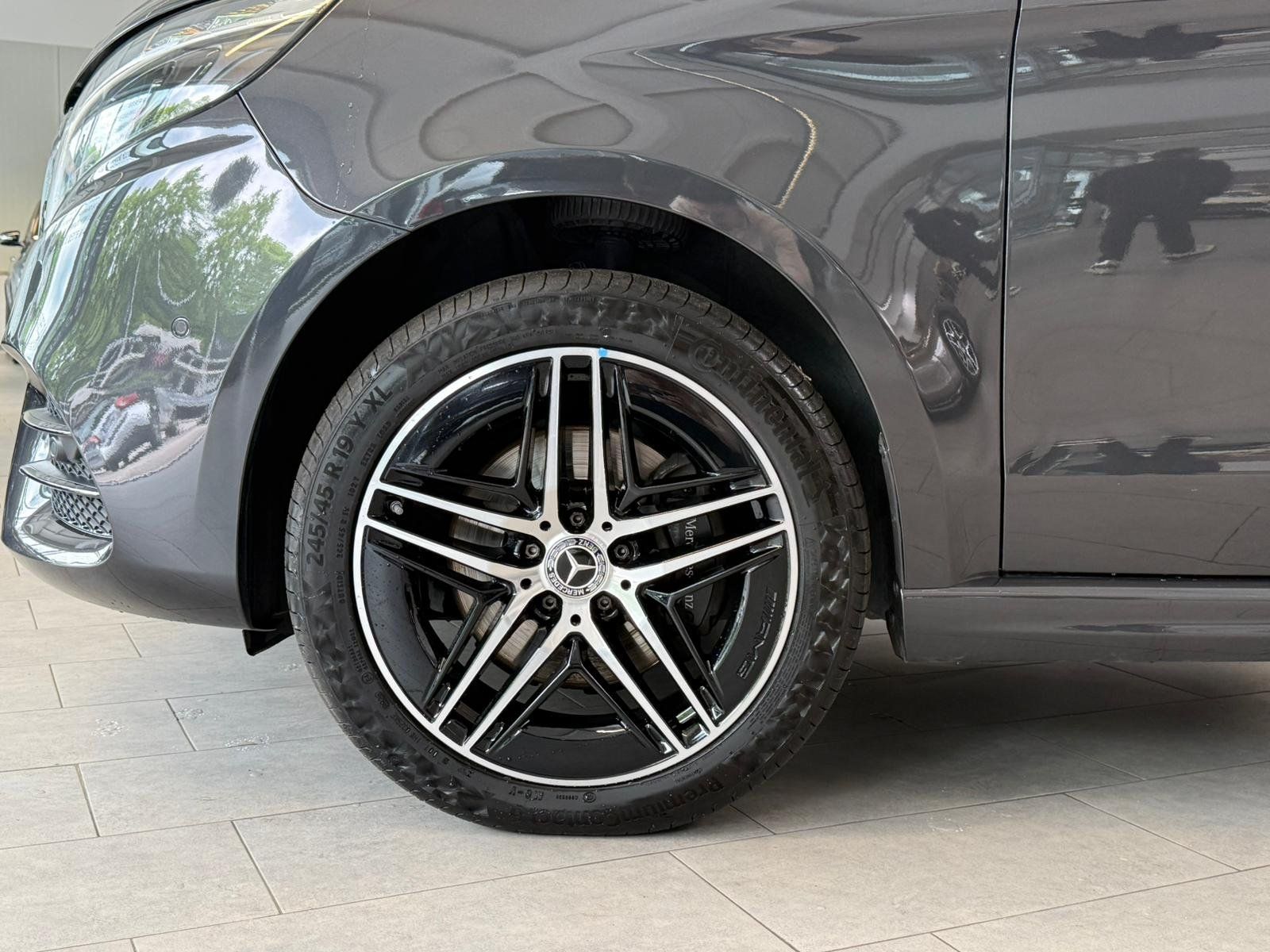Fahrzeugabbildung Mercedes-Benz V 300 d 4M AMG PANO+STDHZ+MEMORY+SITZKLIM+BURMES