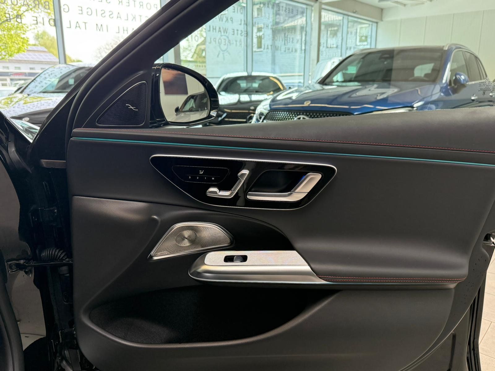 Fahrzeugabbildung Mercedes-Benz Mercedes-AMG E 53 HYBRID 4M+ PREMIUM+BURMES+360°