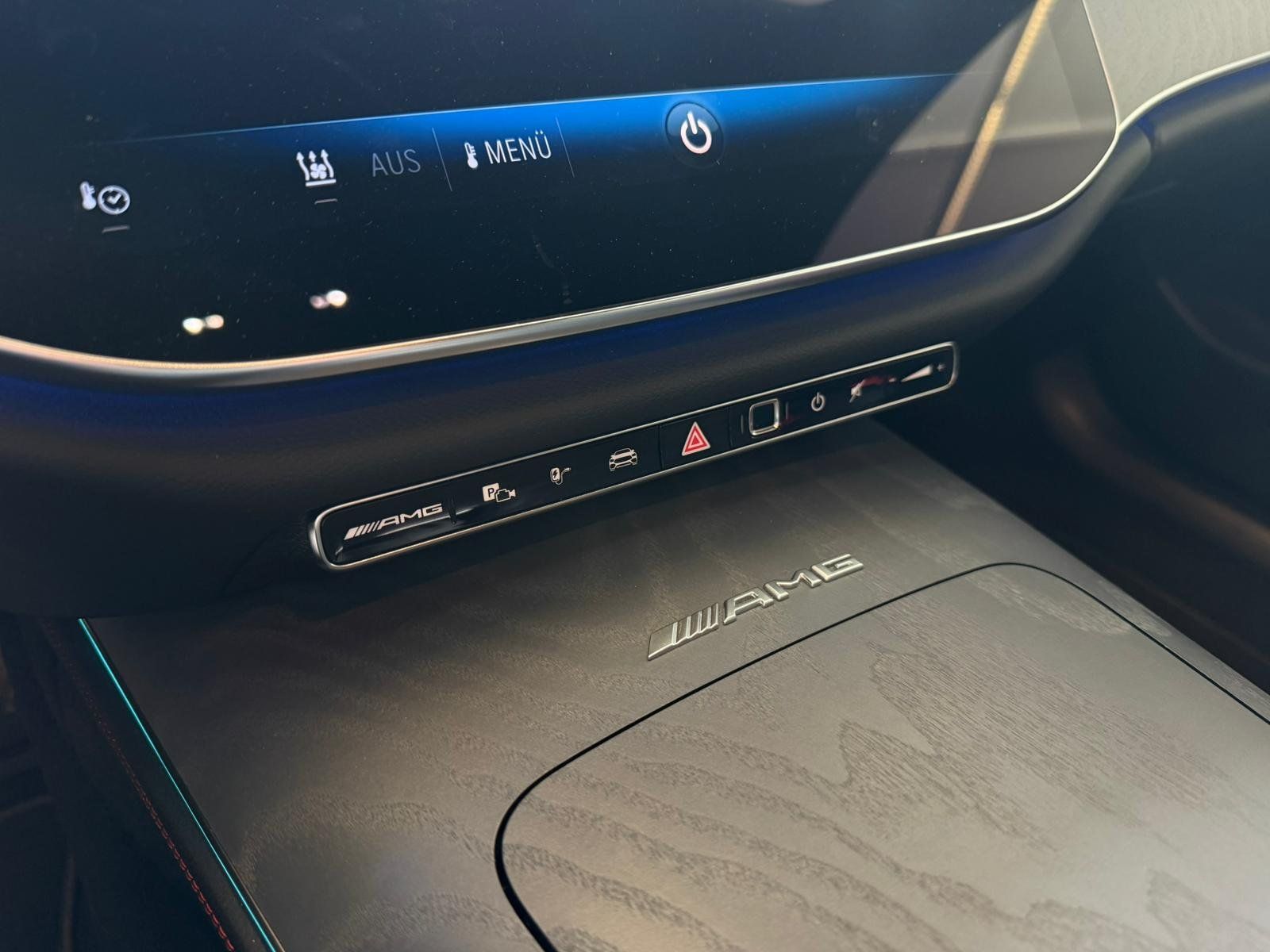 Fahrzeugabbildung Mercedes-Benz Mercedes-AMG E 53 HYBRID 4M+ PREMIUM+BURMES+360°