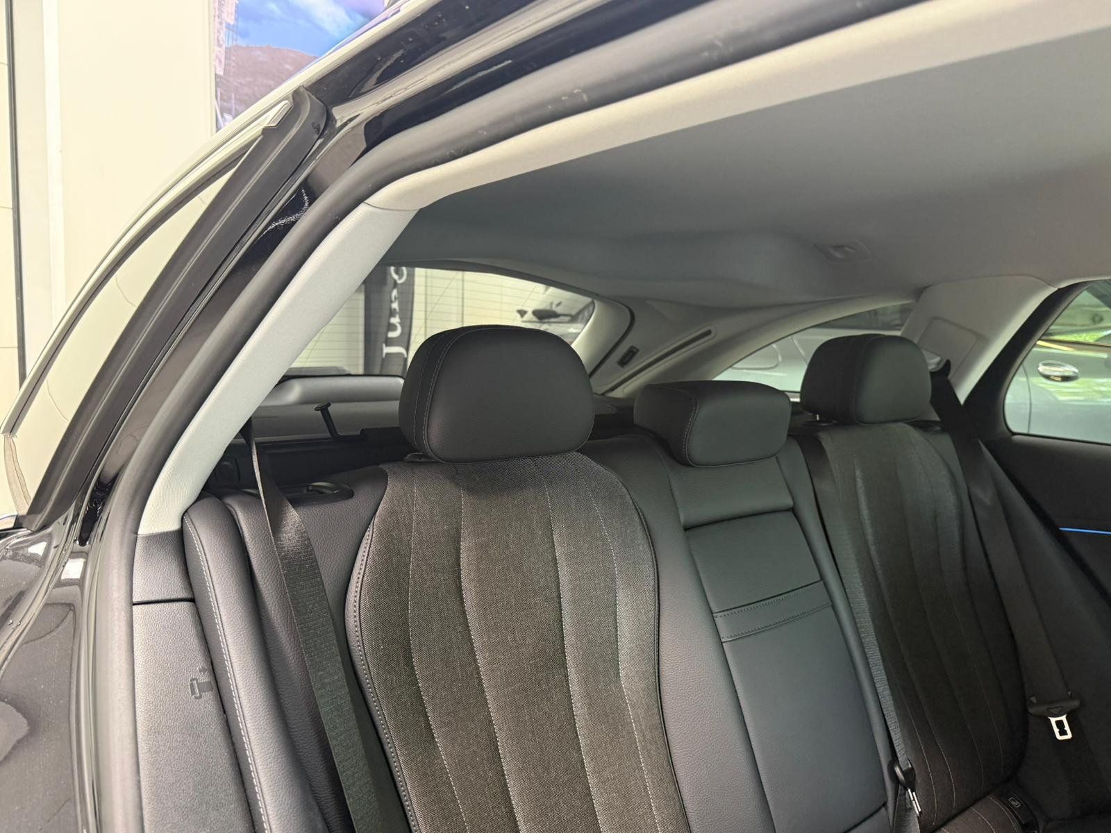 Fahrzeugabbildung Mercedes-Benz E 220 d T AVANTGARDE ADVPLUS+AHK+360+MEMO+TOTWIN