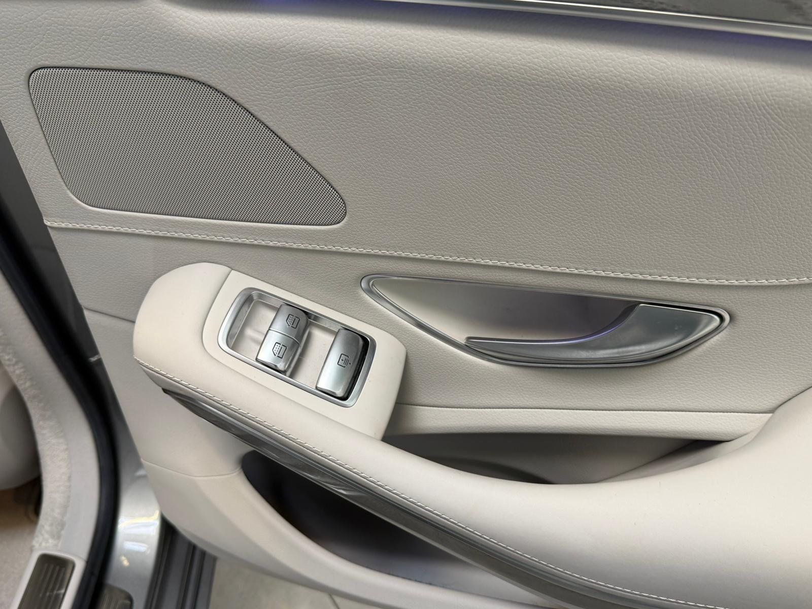 Fahrzeugabbildung Mercedes-Benz S 500 DISTR+SITZBEL.+TV+SERVOSCHL.+NACHTSICHT+