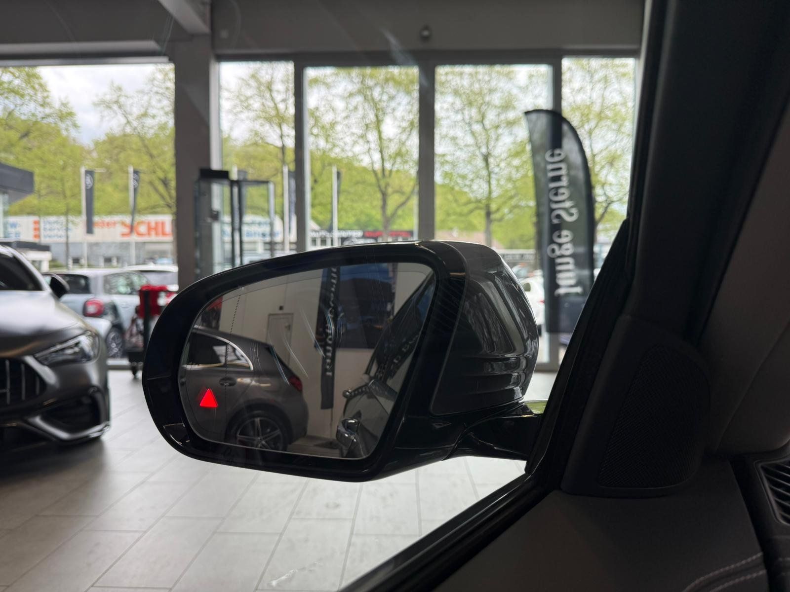 Fahrzeugabbildung Mercedes-Benz S 500 DISTR+SITZBEL.+TV+SERVOSCHL.+NACHTSICHT+