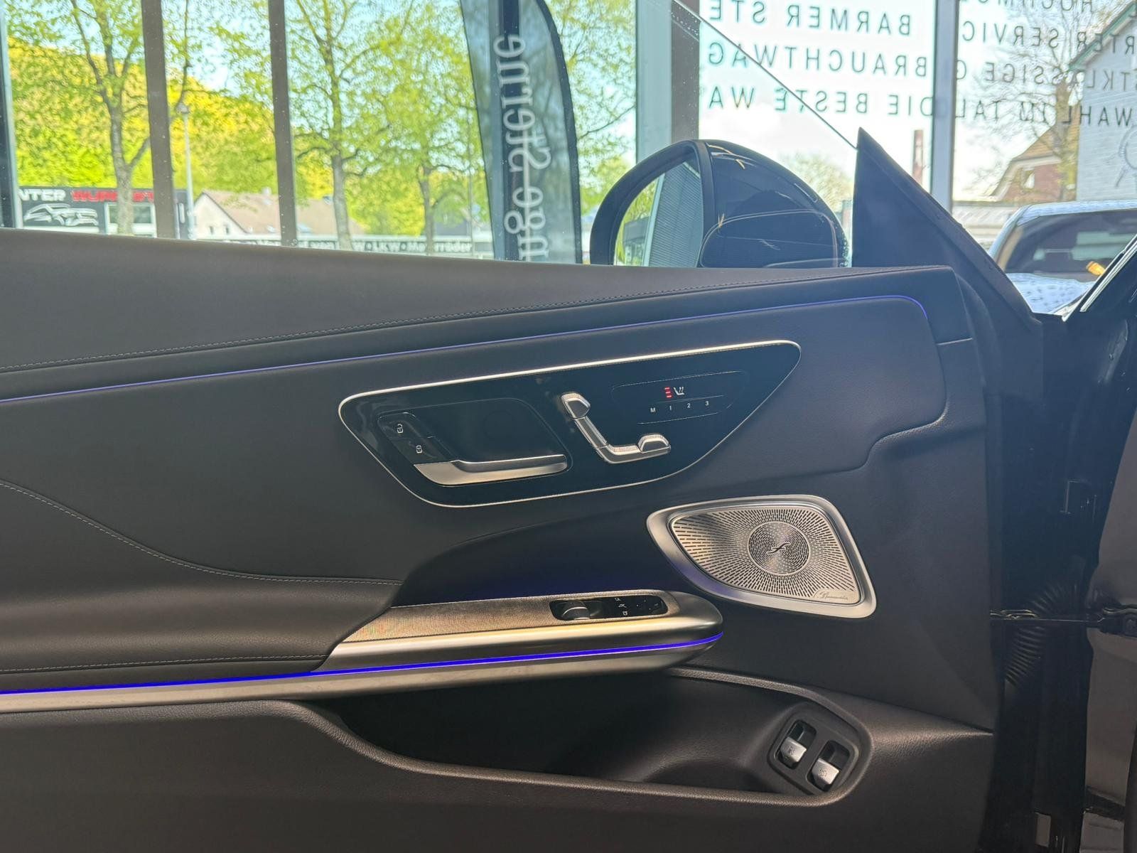 Fahrzeugabbildung Mercedes-Benz CLE 300 e AMG NIGHT+BURM3D+DLIGHT+PANO+KEYLESS