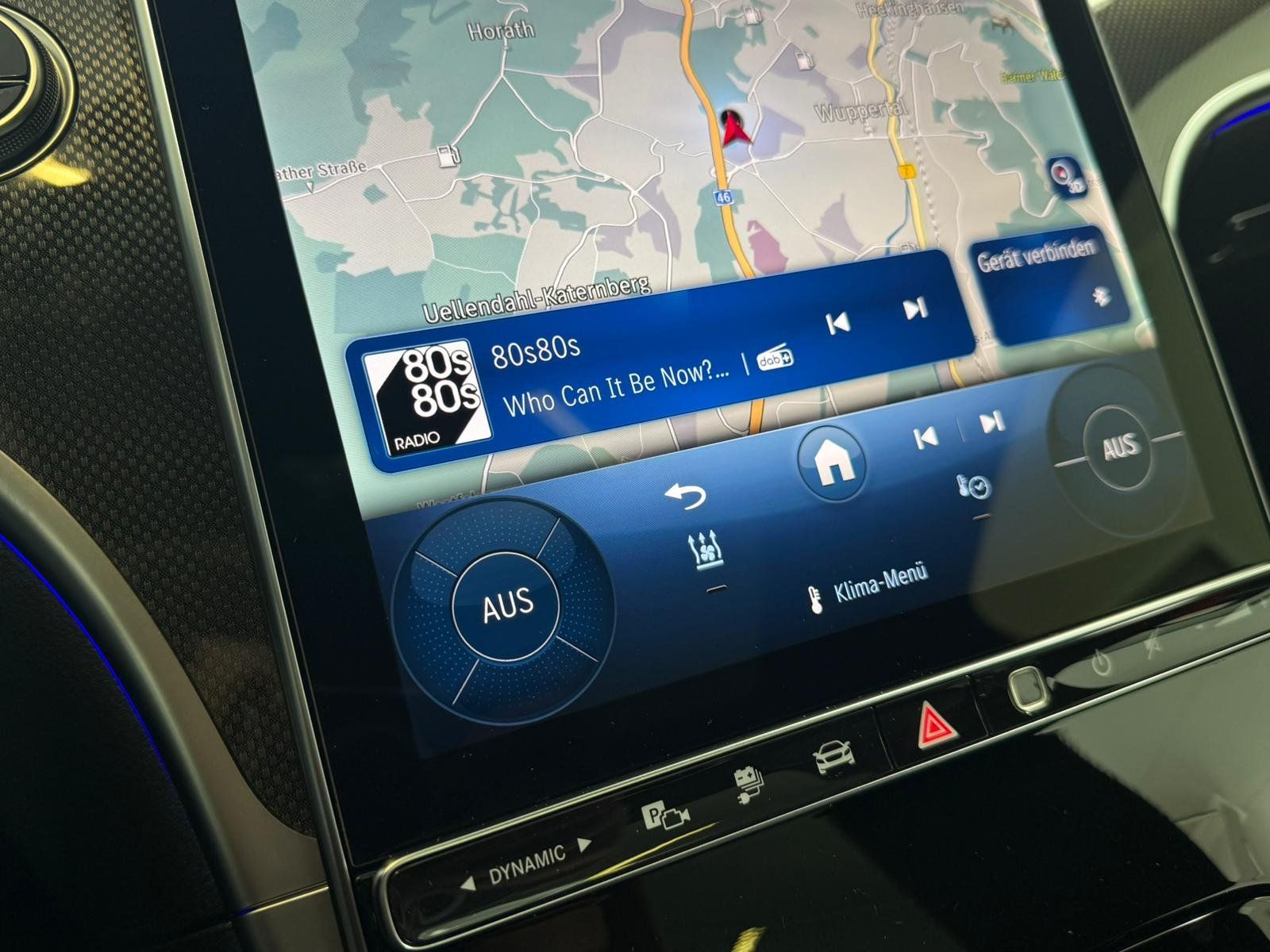 Fahrzeugabbildung Mercedes-Benz CLE 300 e AMG NIGHT+BURM3D+DLIGHT+PANO+KEYLESS