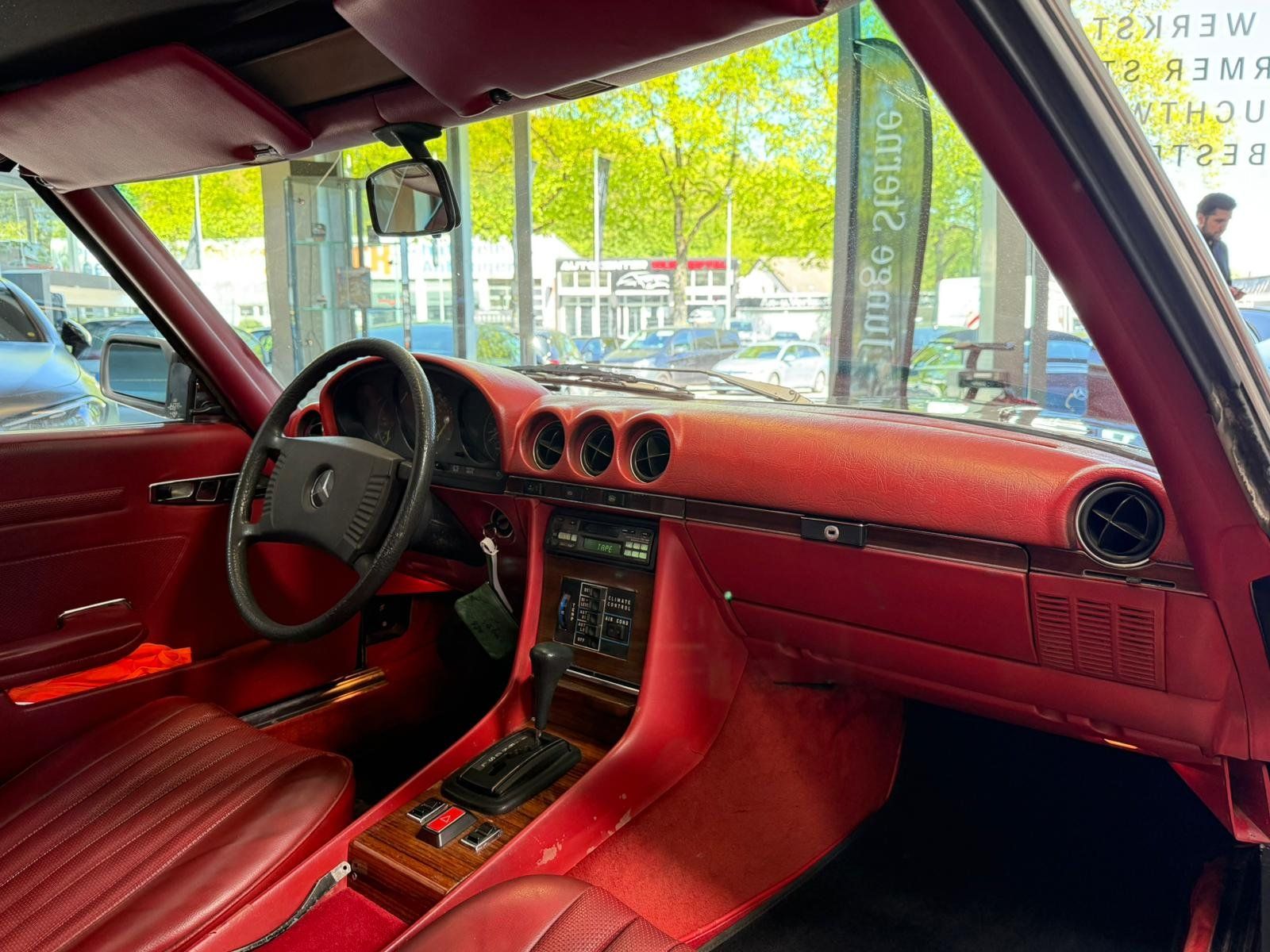 Fahrzeugabbildung Mercedes-Benz 450SL R107 CABRIO LEDER ROT+KLIMA