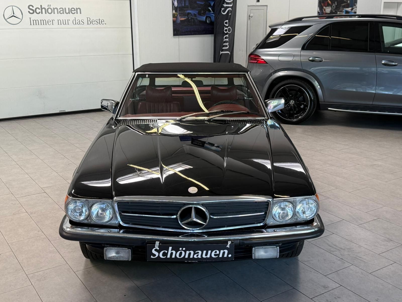 Fahrzeugabbildung Mercedes-Benz 450SL R107 CABRIO LEDER ROT+KLIMA