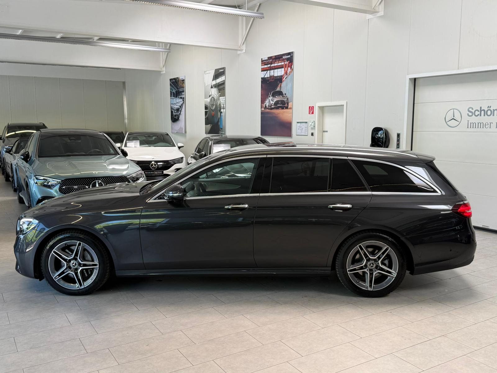 Fahrzeugabbildung Mercedes-Benz E220 d T AMG PANO+DIST+AHK+BURM+KEYLESS+360°+FAP