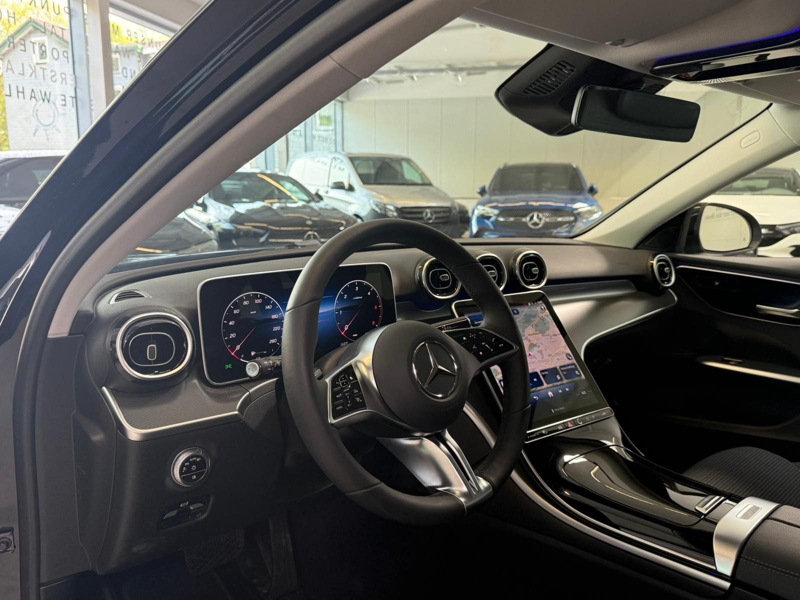 Fahrzeugabbildung Mercedes-Benz C 220 d T AVANTGRDE AHK+DISTR+FAP+360°+LENKHEIZ