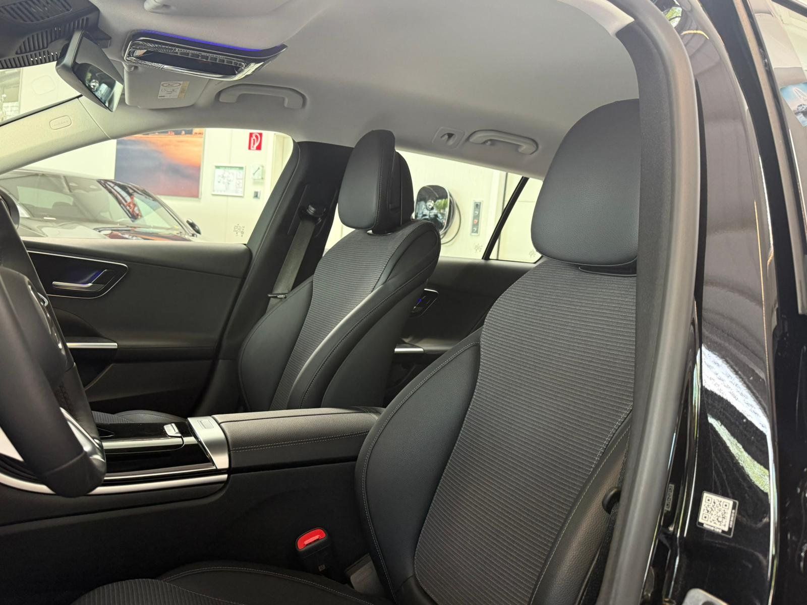 Fahrzeugabbildung Mercedes-Benz C 220 d T AVANTGRDE AHK+DISTR+FAP+360°+LENKHEIZ