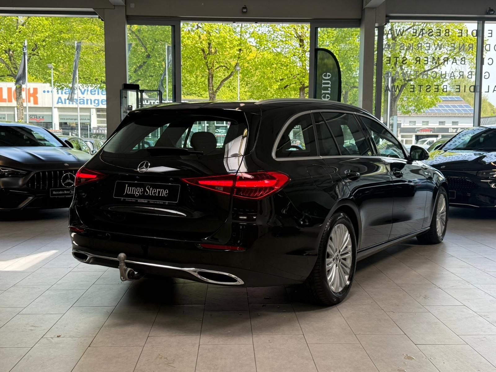 Fahrzeugabbildung Mercedes-Benz C 220 d T AVANTGRDE AHK+DISTR+FAP+360°+LENKHEIZ