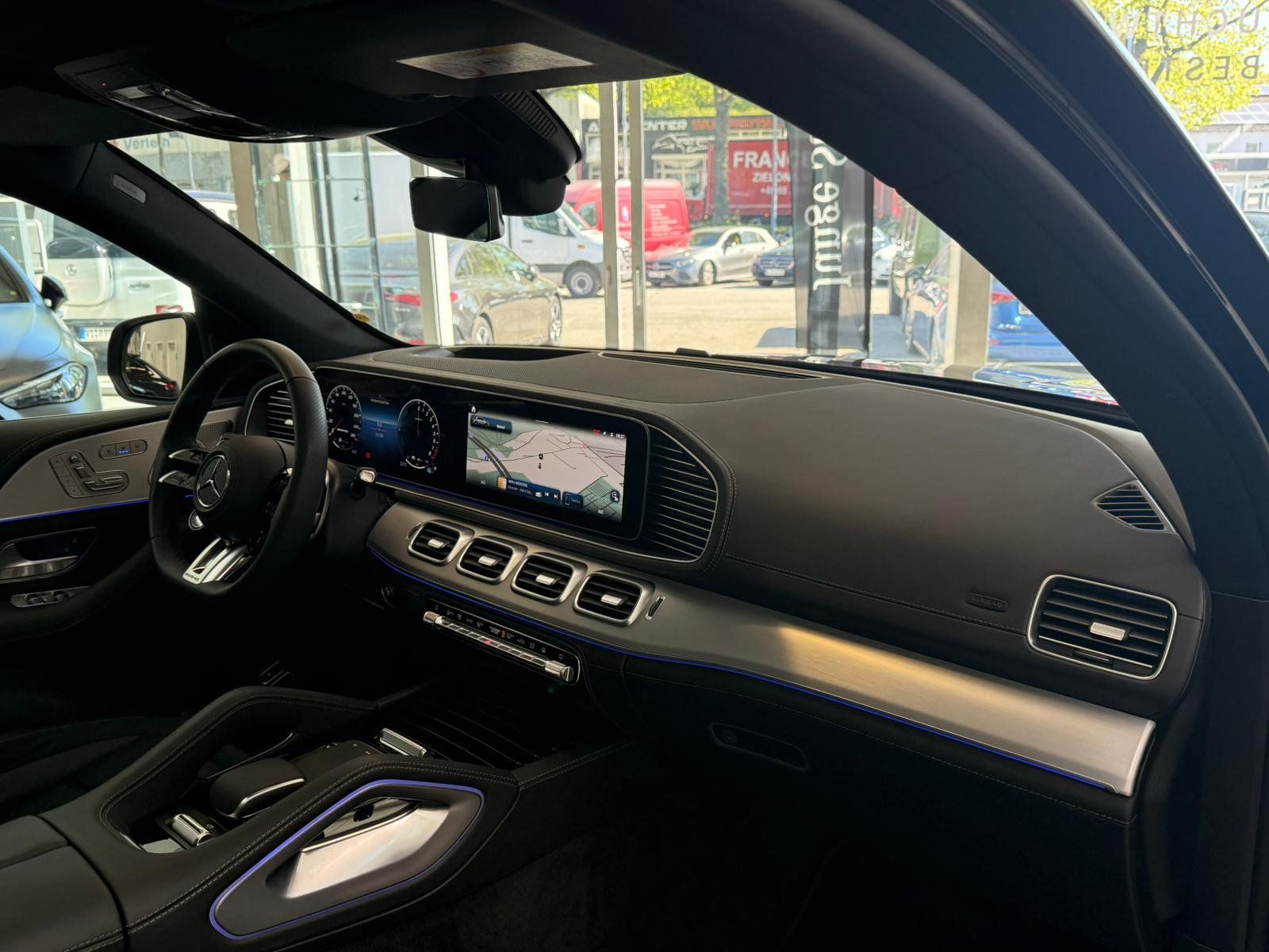 Fahrzeugabbildung Mercedes-Benz GLE53 HYBRID 4M+ PREMIUMPLUS+AHK+DC+HUD+BURMESTE