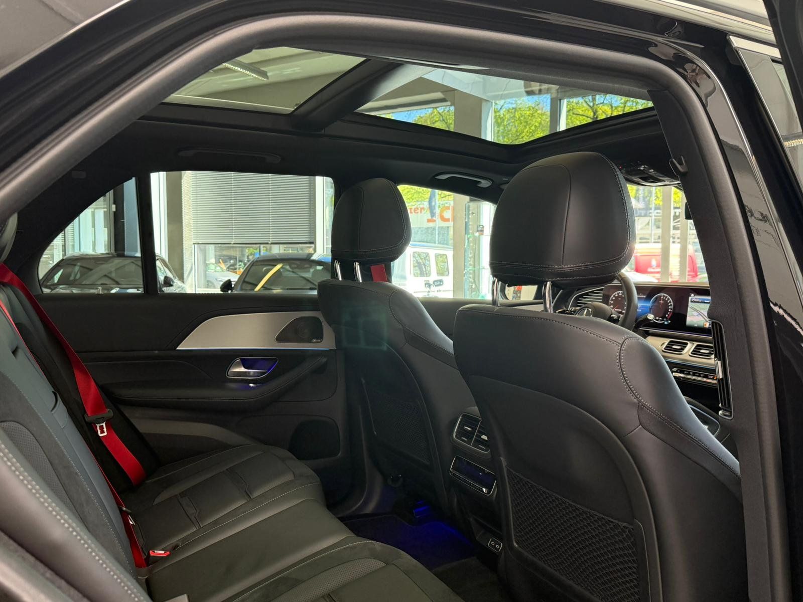 Fahrzeugabbildung Mercedes-Benz GLE53 HYBRID 4M+ PREMIUMPLUS+AHK+DC+HUD+BURMESTE