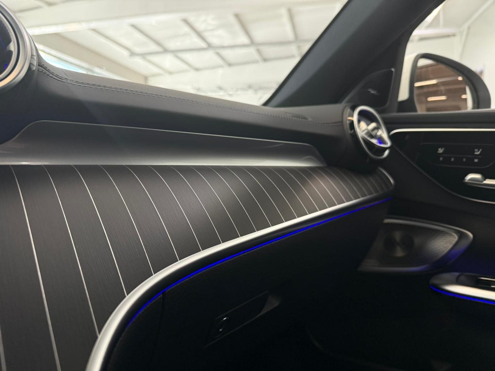 Fahrzeugabbildung Mercedes-Benz C180 T AVANTGRADE DLIGHT+BURM3D+FAP+HUD+PANO+360