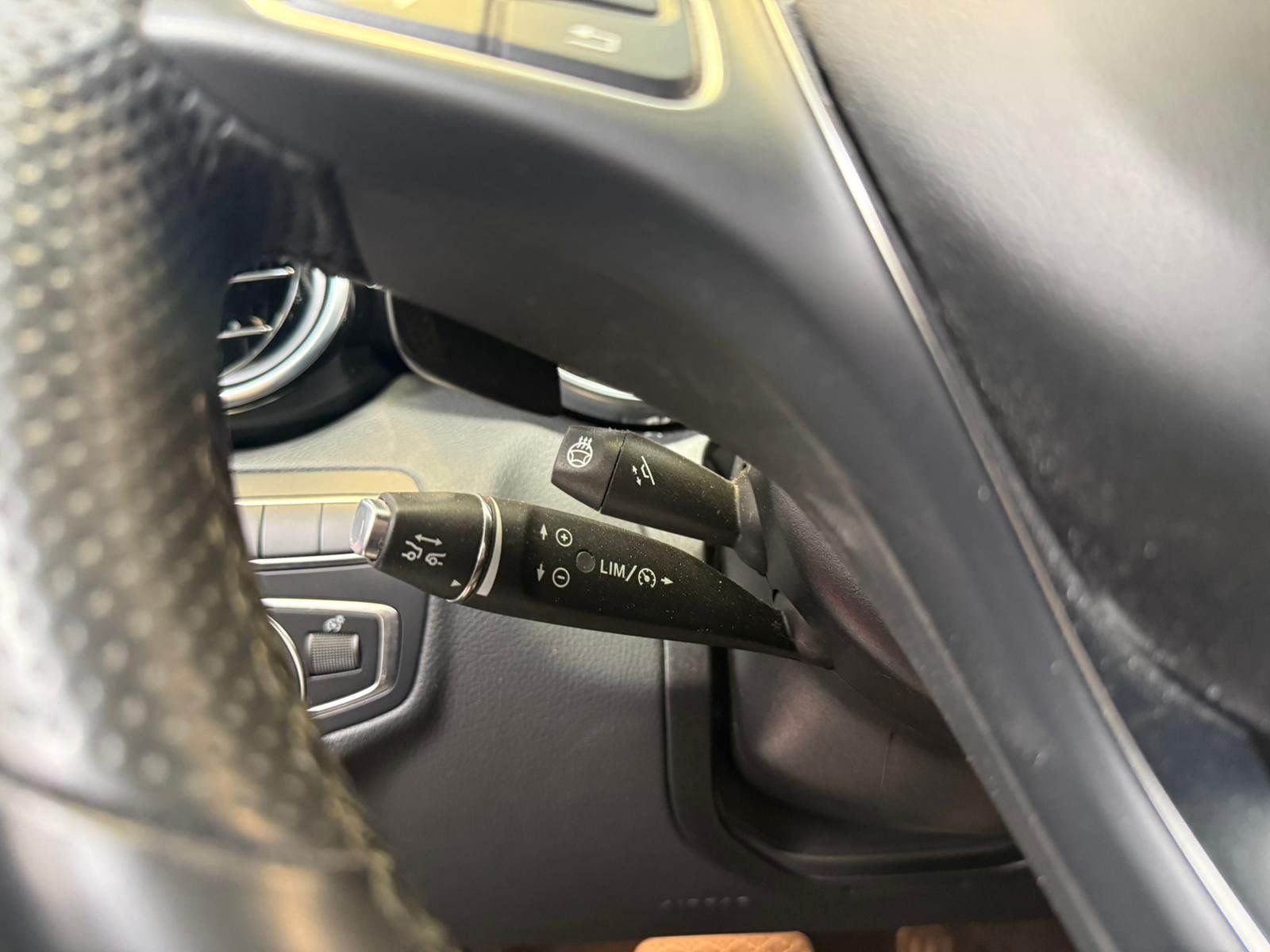 Fahrzeugabbildung Mercedes-Benz C220d T4M AVANTGARDE KAMERA+AHK+DISTR+EDW+COMAND