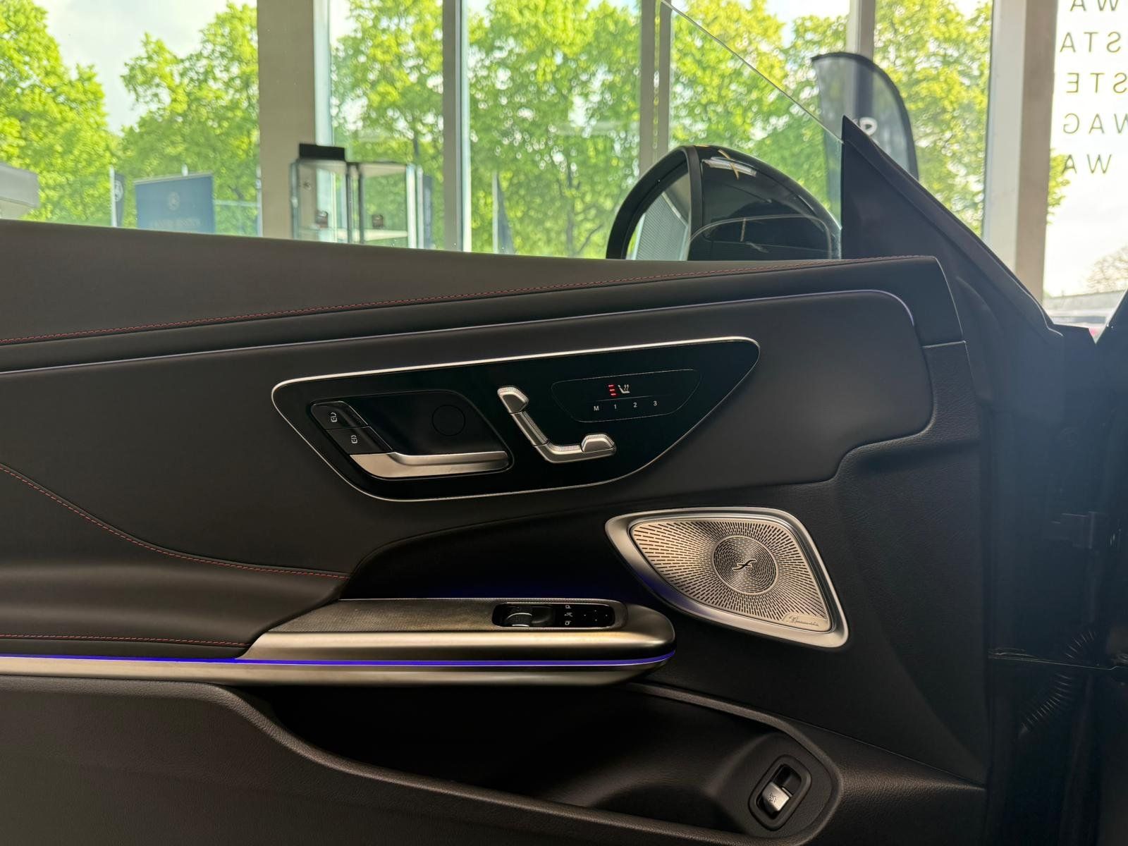 Fahrzeugabbildung Mercedes-Benz CLE53 4M+ DYN.PLUS+CARBON+DRIVERS+DLIGHT+HUD+FAP