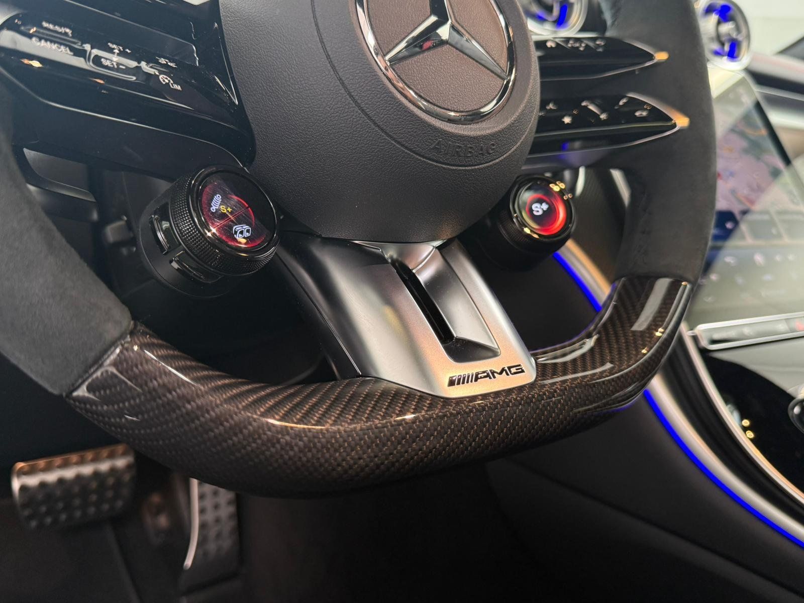 Fahrzeugabbildung Mercedes-Benz CLE53 4M+ DYN.PLUS+CARBON+DRIVERS+DLIGHT+HUD+FAP