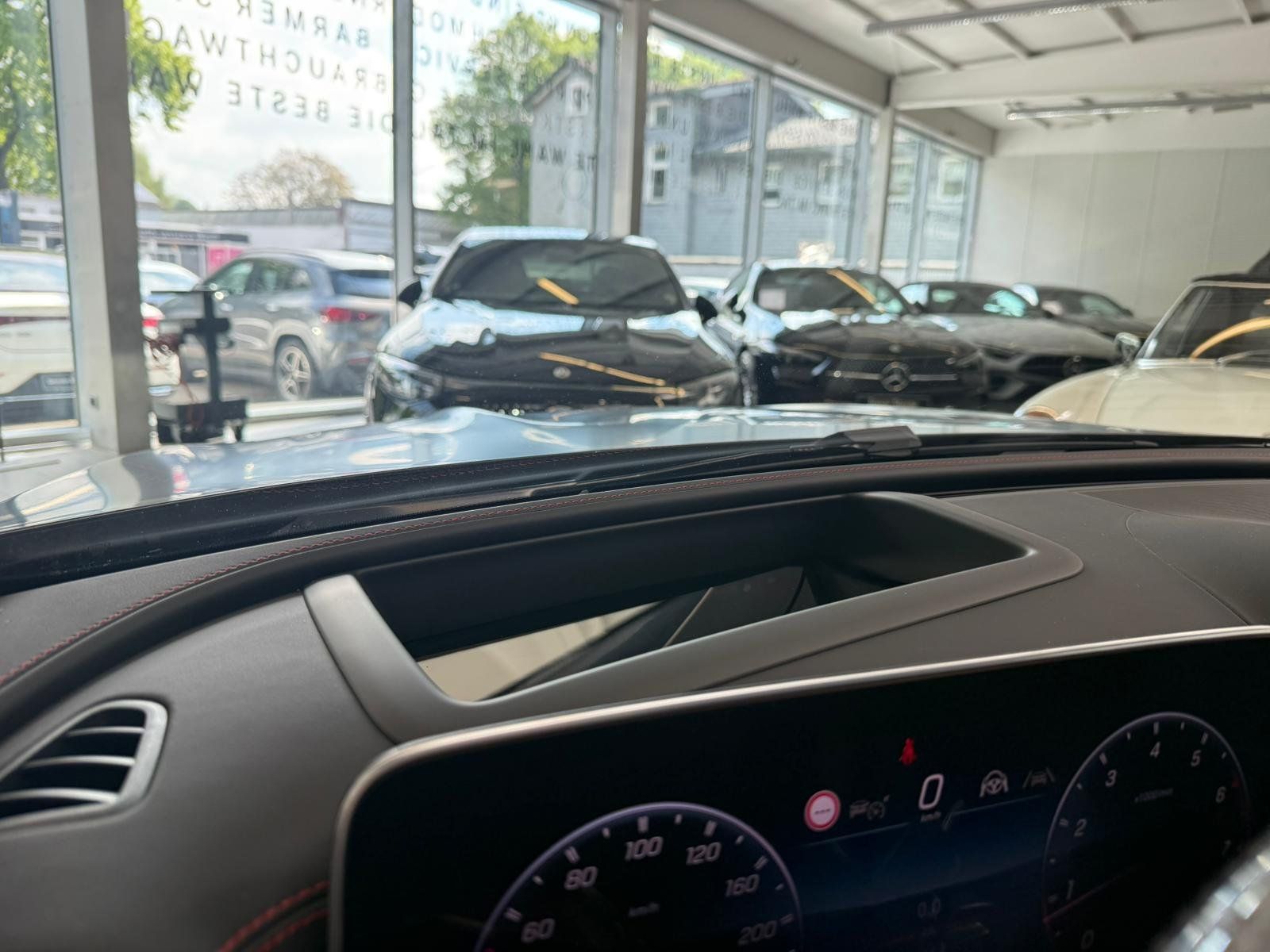 Fahrzeugabbildung Mercedes-Benz CLE53 4M+ DYN.PLUS+CARBON+DRIVERS+DLIGHT+HUD+FAP