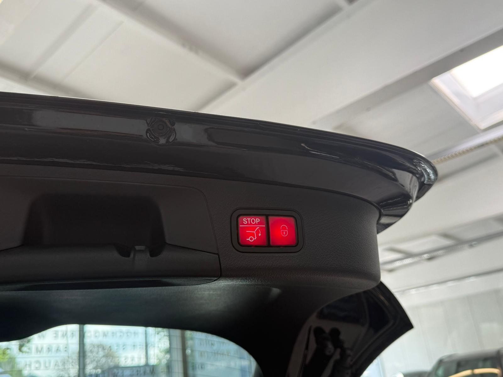 Fahrzeugabbildung Mercedes-Benz GLA 35 4M PANO+AHK+NIGHT2+EDW+KEYLESS+MBEAM+BURM