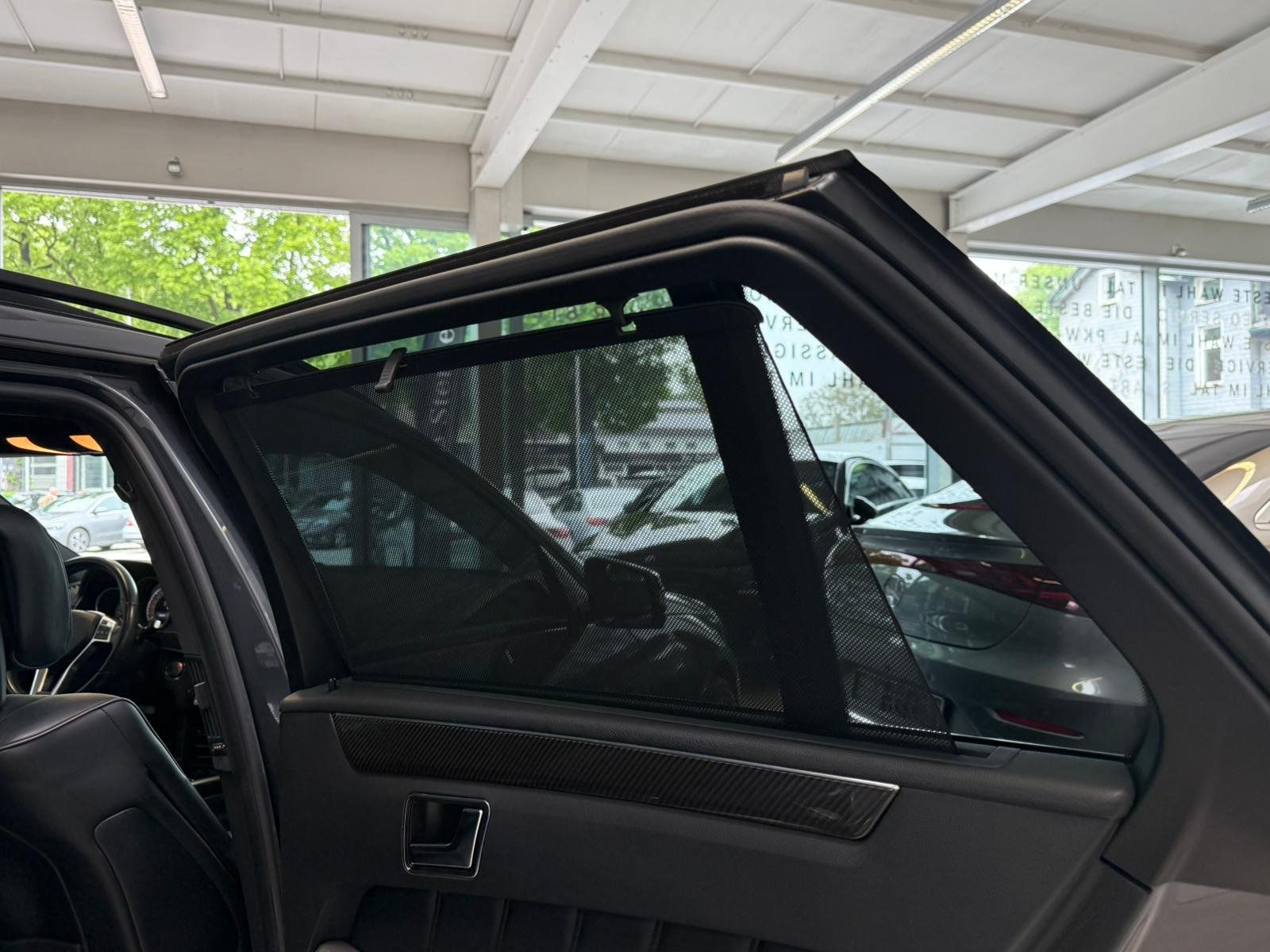Fahrzeugabbildung Mercedes-Benz E 250 BT T AMG+AIRM+TV+FONDENt+FAP+HARMAN+MASSAG