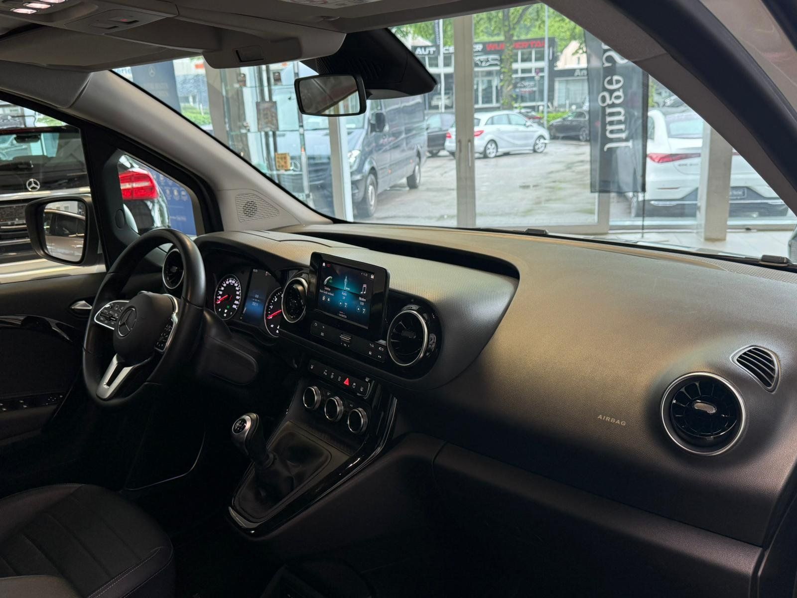 Fahrzeugabbildung Mercedes-Benz 160 Style KAMERA+AHK+ALLWETTER+TEMPOMAT+SITZHZ