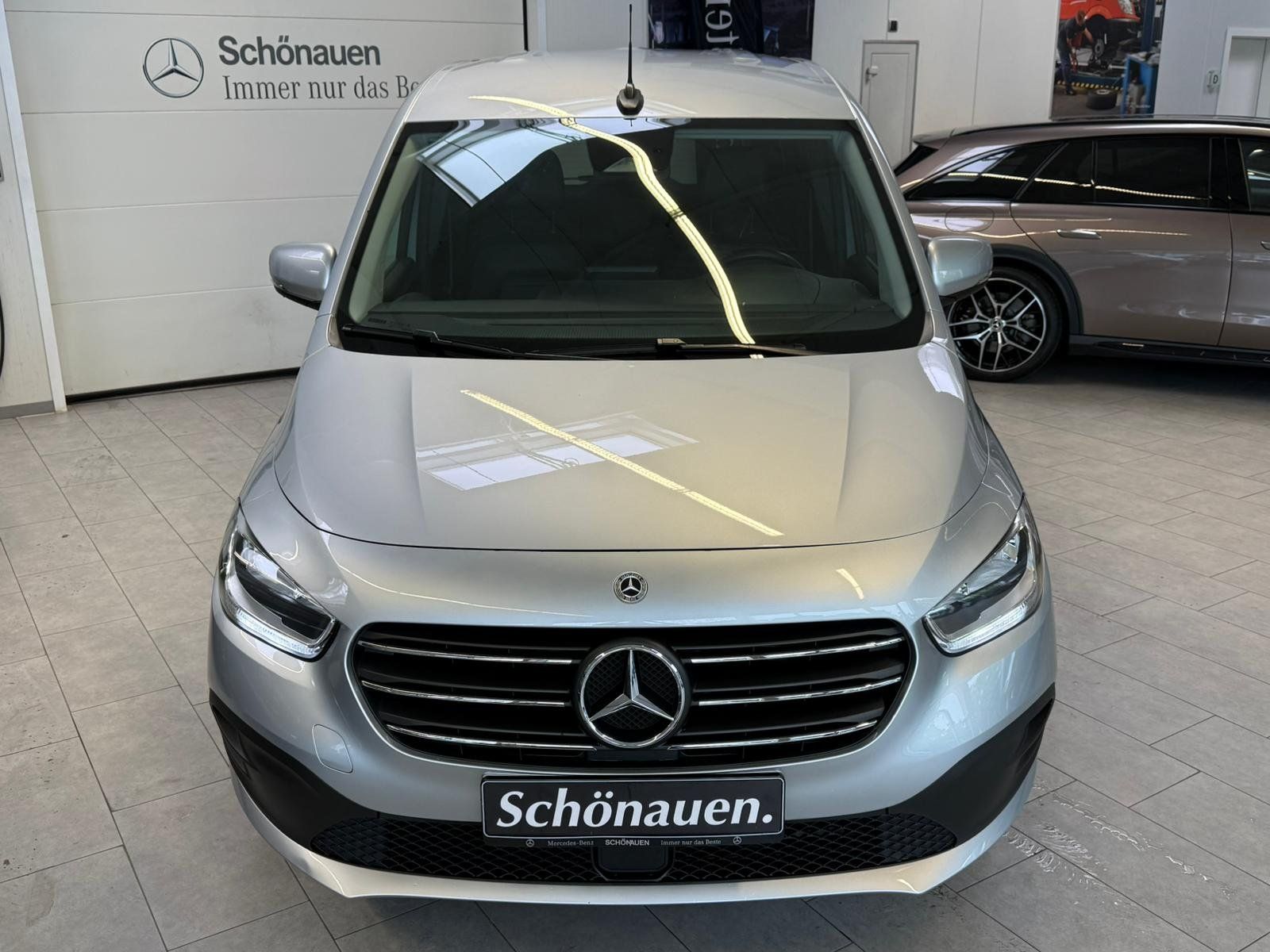 Fahrzeugabbildung Mercedes-Benz 160 Style KAMERA+AHK+ALLWETTER+TEMPOMAT+SITZHZ
