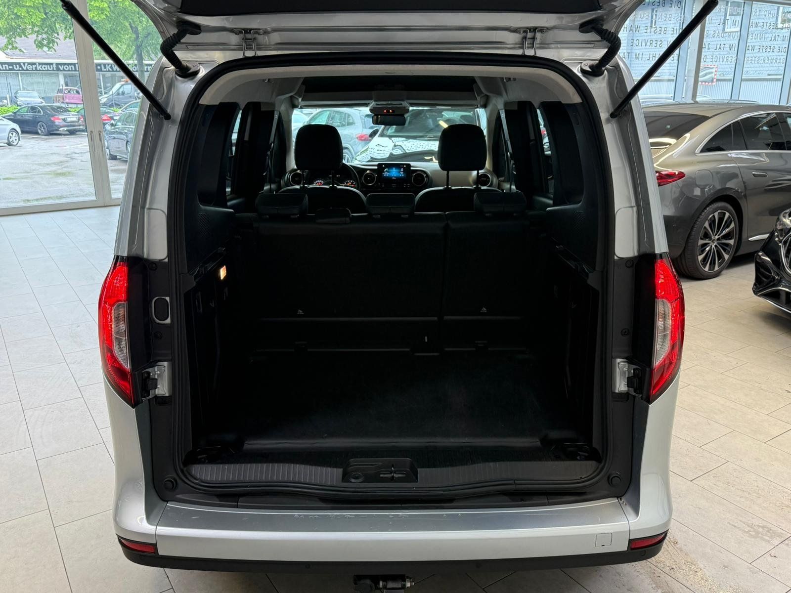 Fahrzeugabbildung Mercedes-Benz 160 Style KAMERA+AHK+ALLWETTER+TEMPOMAT+SITZHZ