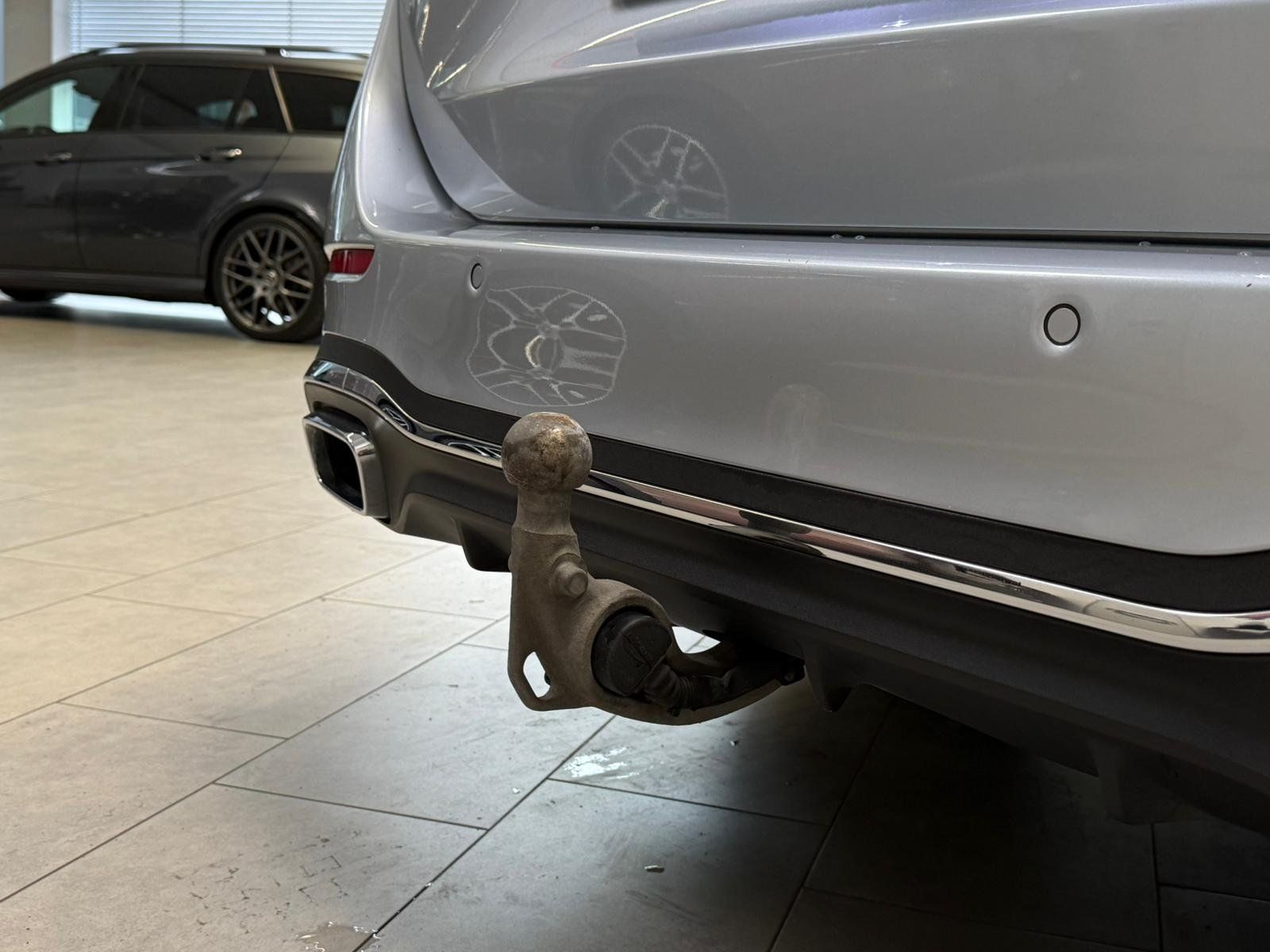 Fahrzeugabbildung Mercedes-Benz C 300 d T AMG+DLIGHT+DISTR+PANO+FAP+KEYLESS+19"
