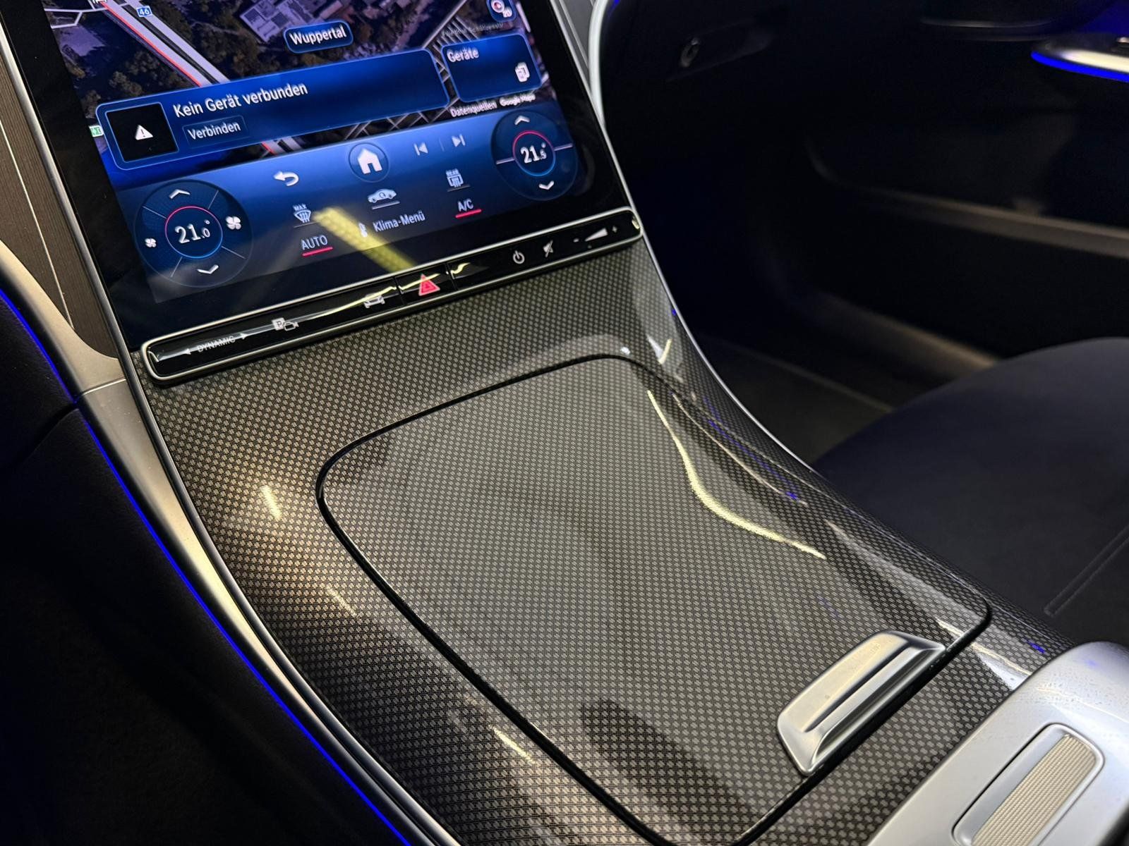 Fahrzeugabbildung Mercedes-Benz C 300 d T AMG+DLIGHT+DISTR+PANO+FAP+KEYLESS+19"