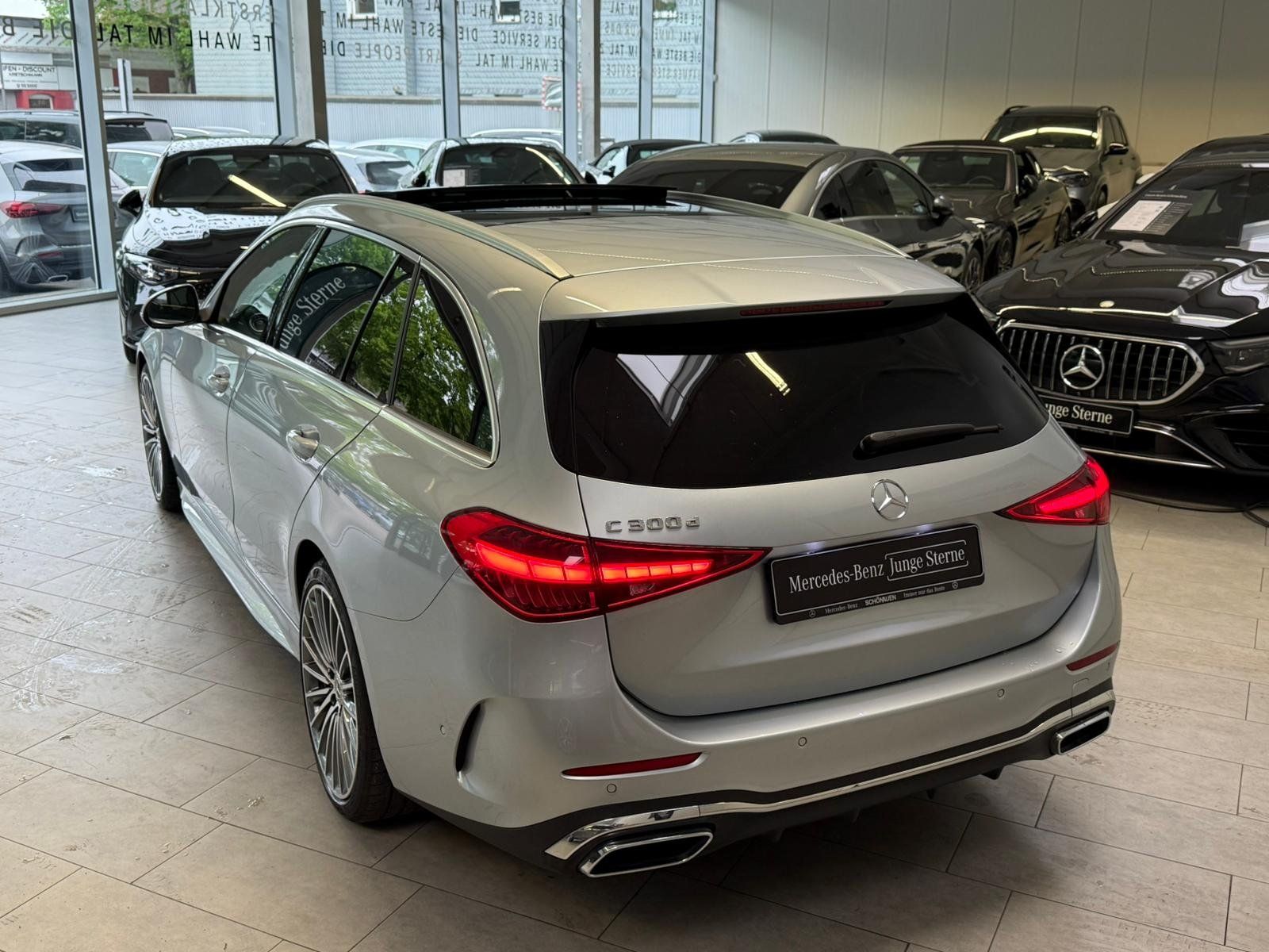 Fahrzeugabbildung Mercedes-Benz C 300 d T AMG+DLIGHT+DISTR+PANO+FAP+KEYLESS+19"