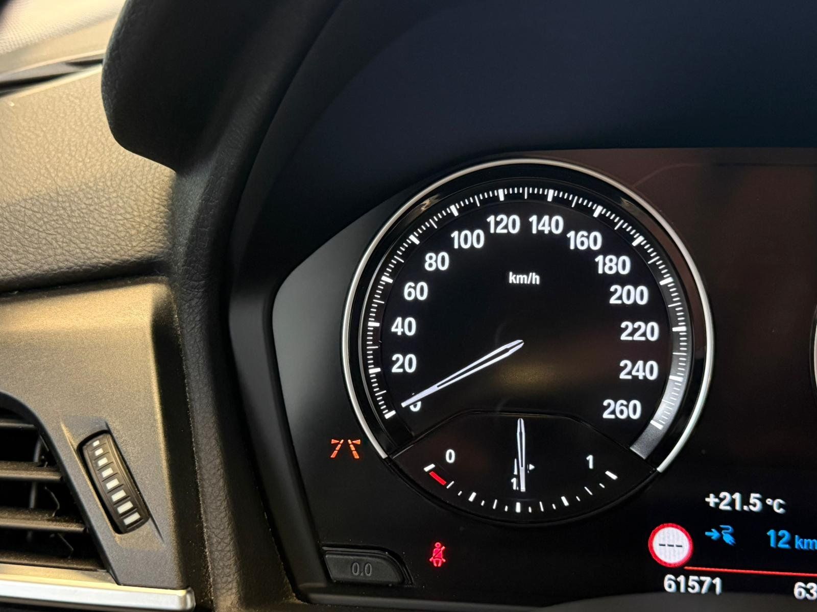 Fahrzeugabbildung BMW 225xeSport Line KAMERA+NAVI+AHK+LED+ALWETTER+DAB