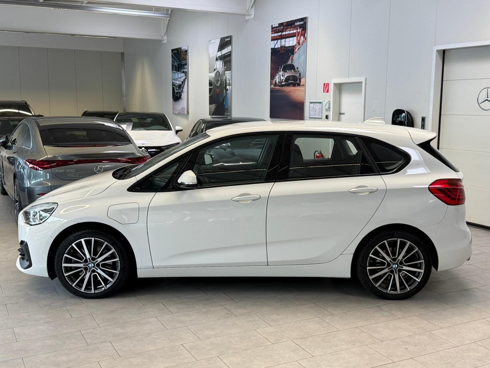Fahrzeugabbildung BMW 225xeSport Line KAMERA+NAVI+AHK+LED+ALWETTER+DAB