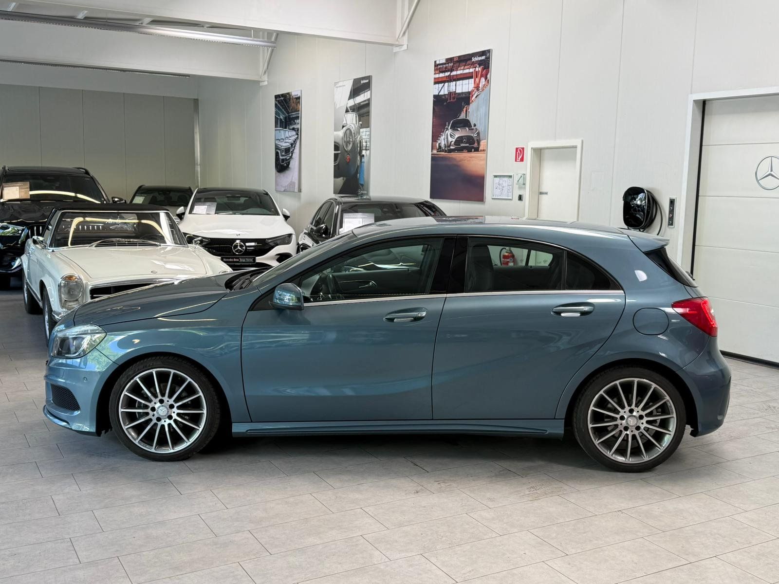 Fahrzeugabbildung Mercedes-Benz A 180 AMG KLIMA+NAVI+SITZHZ+XENON+18"+SPORTFAHRW