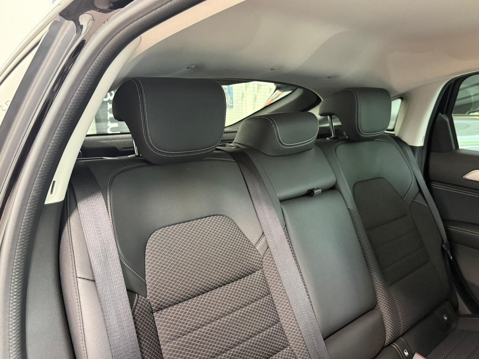 Fahrzeugabbildung Renault Arkana1.6E-TECH Hybrid KAMERA+KLIMA+NAVI+CARPLAY