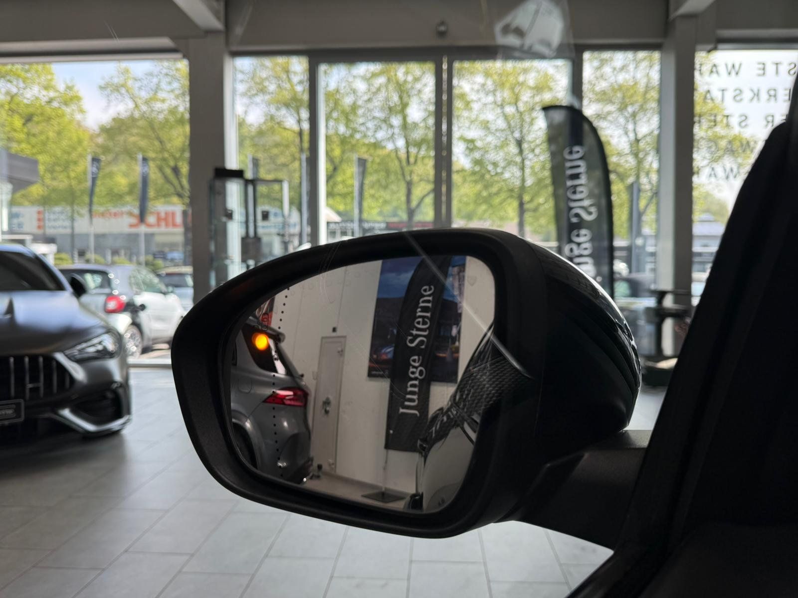 Fahrzeugabbildung Renault Arkana1.6E-TECH Hybrid KAMERA+KLIMA+NAVI+CARPLAY