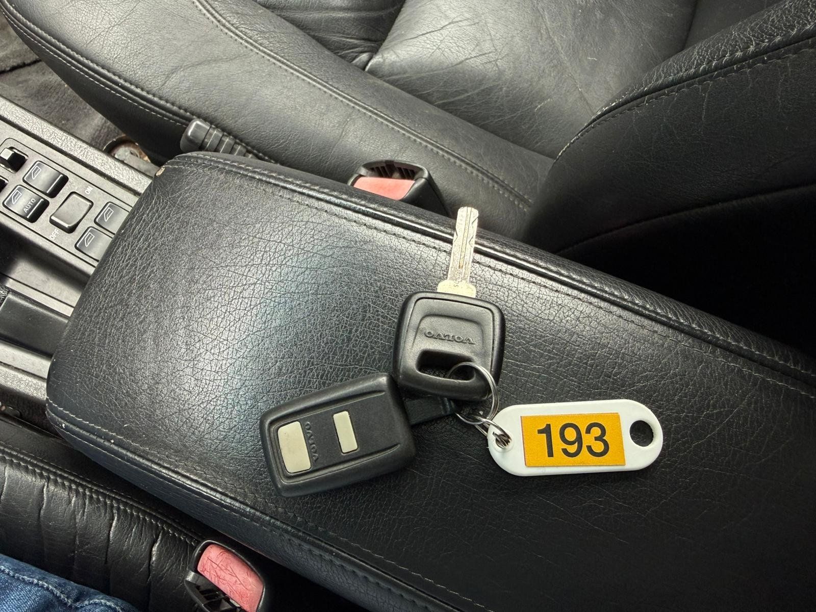 Fahrzeugabbildung Volvo 850 / 855 DIESEL+AUTOMATIK+KLIMA+SHD+SITZHZ+AHK