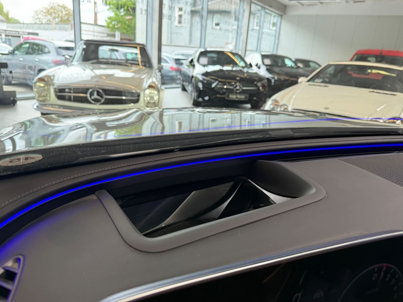 Fahrzeugabbildung Mercedes-Benz E 53 Hybrid 4M+ T DYN.PLUS+DRIVERS+DLIGHT+BURM4D