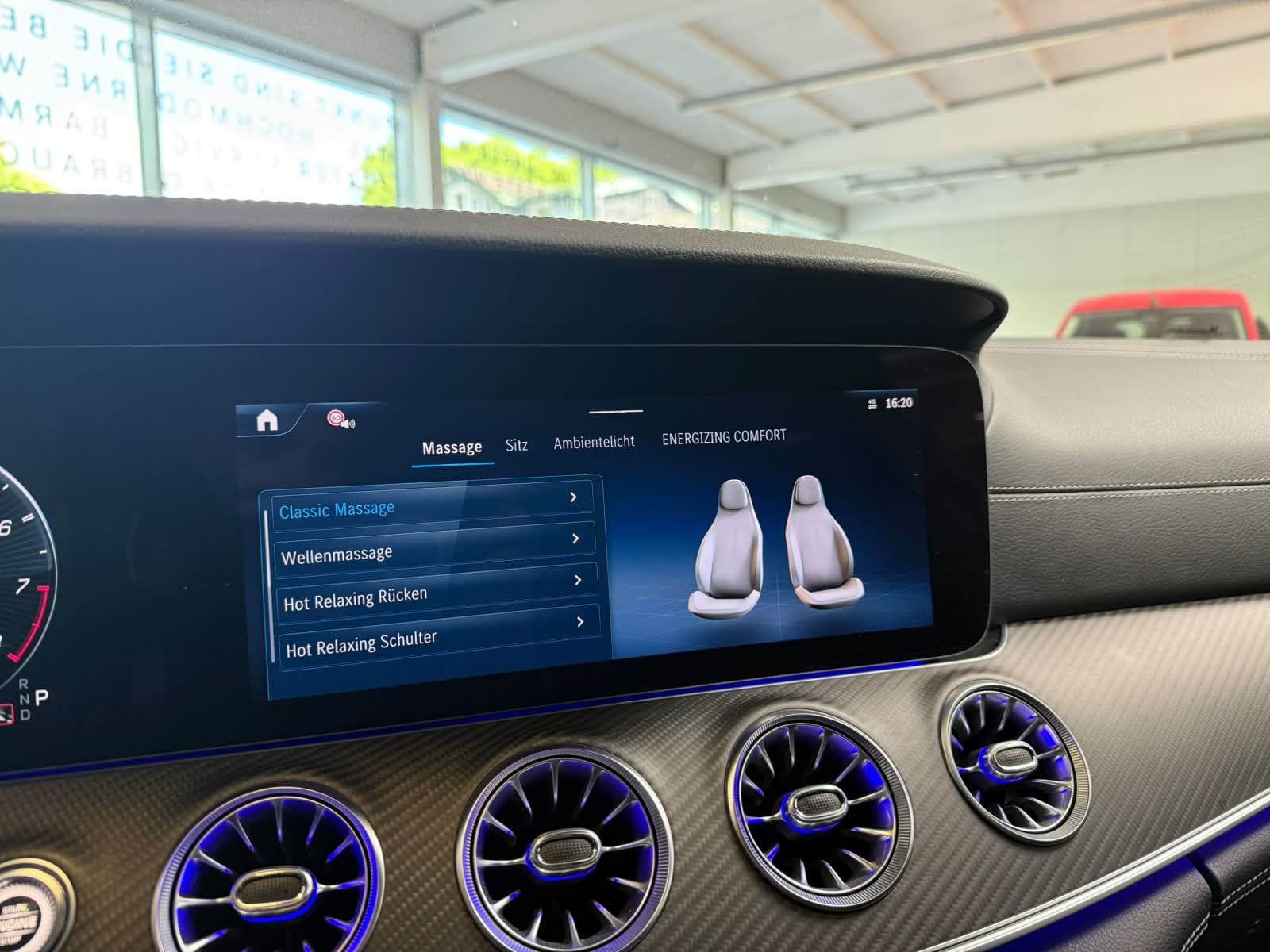 Fahrzeugabbildung Mercedes-Benz GT 63 S 4M+ KERAMIK+CARBON+21"+HUD+SOFTCLOS+BURM