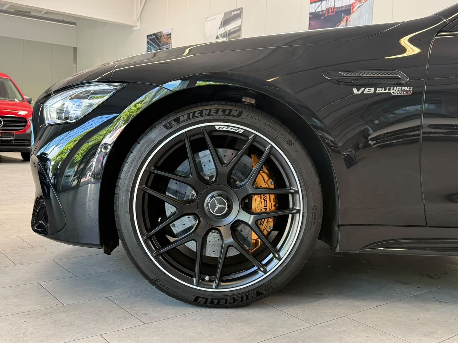 Fahrzeugabbildung Mercedes-Benz GT 63 S 4M+ KERAMIK+CARBON+21"+HUD+SOFTCLOS+BURM