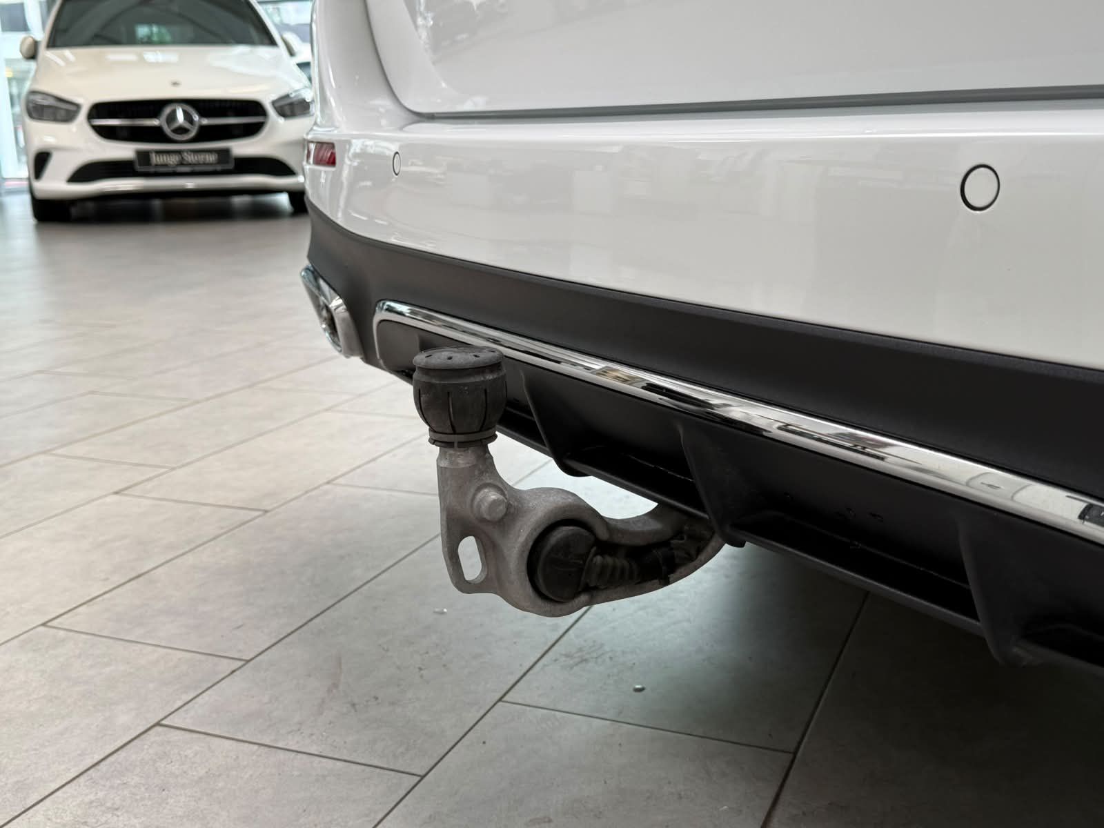 Fahrzeugabbildung Mercedes-Benz E450d 4M T AMG PREM.PLUS+AIR+BURM+DLIGHT+AHK+21"