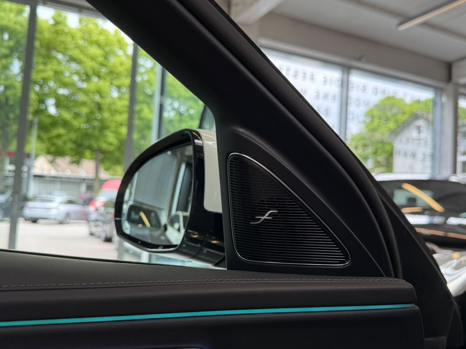 Fahrzeugabbildung Mercedes-Benz E450d 4M T AMG PREM.PLUS+AIR+BURM+DLIGHT+AHK+21"