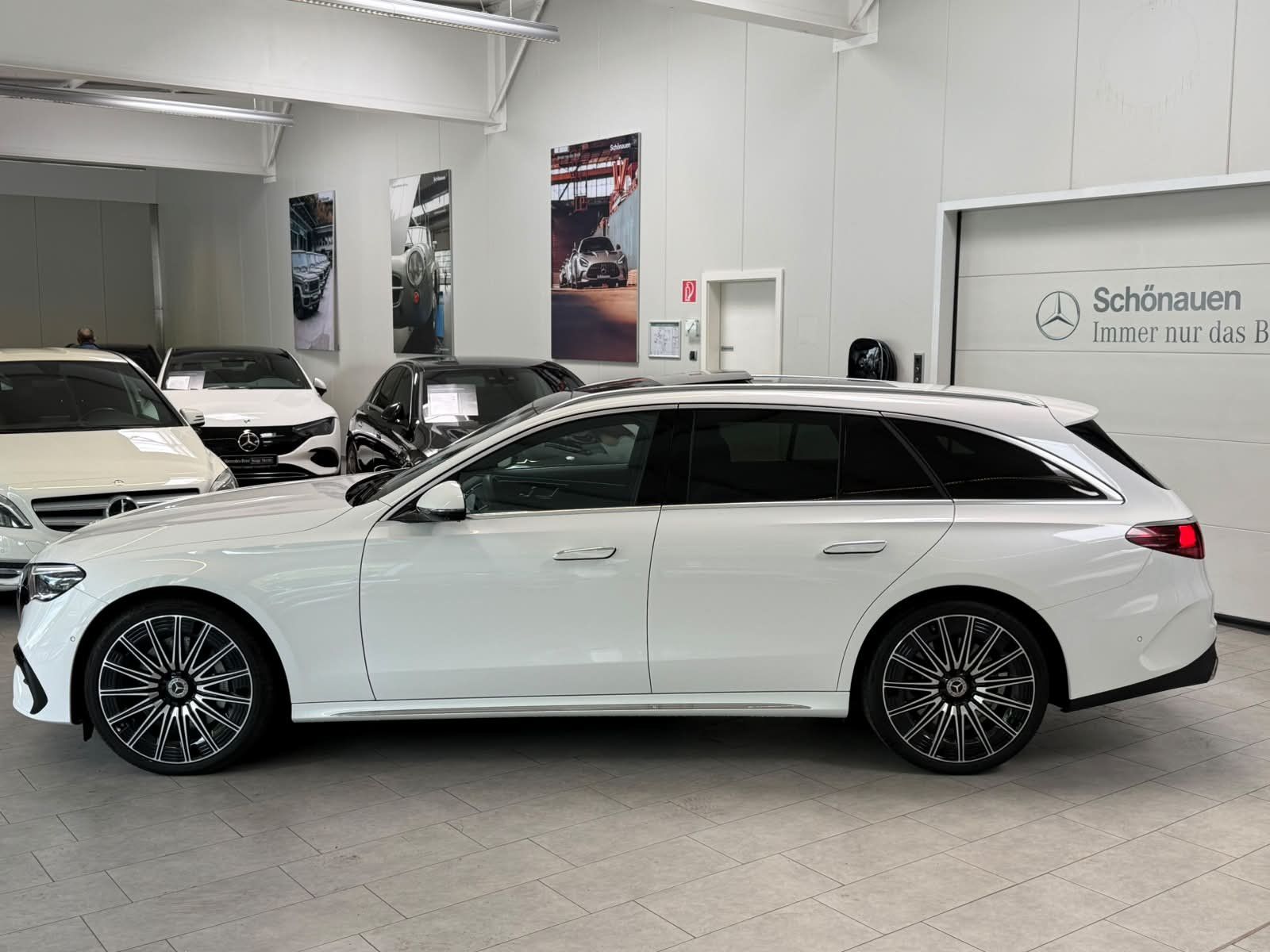 Fahrzeugabbildung Mercedes-Benz E450d 4M T AMG PREM.PLUS+AIR+BURM+DLIGHT+AHK+21"